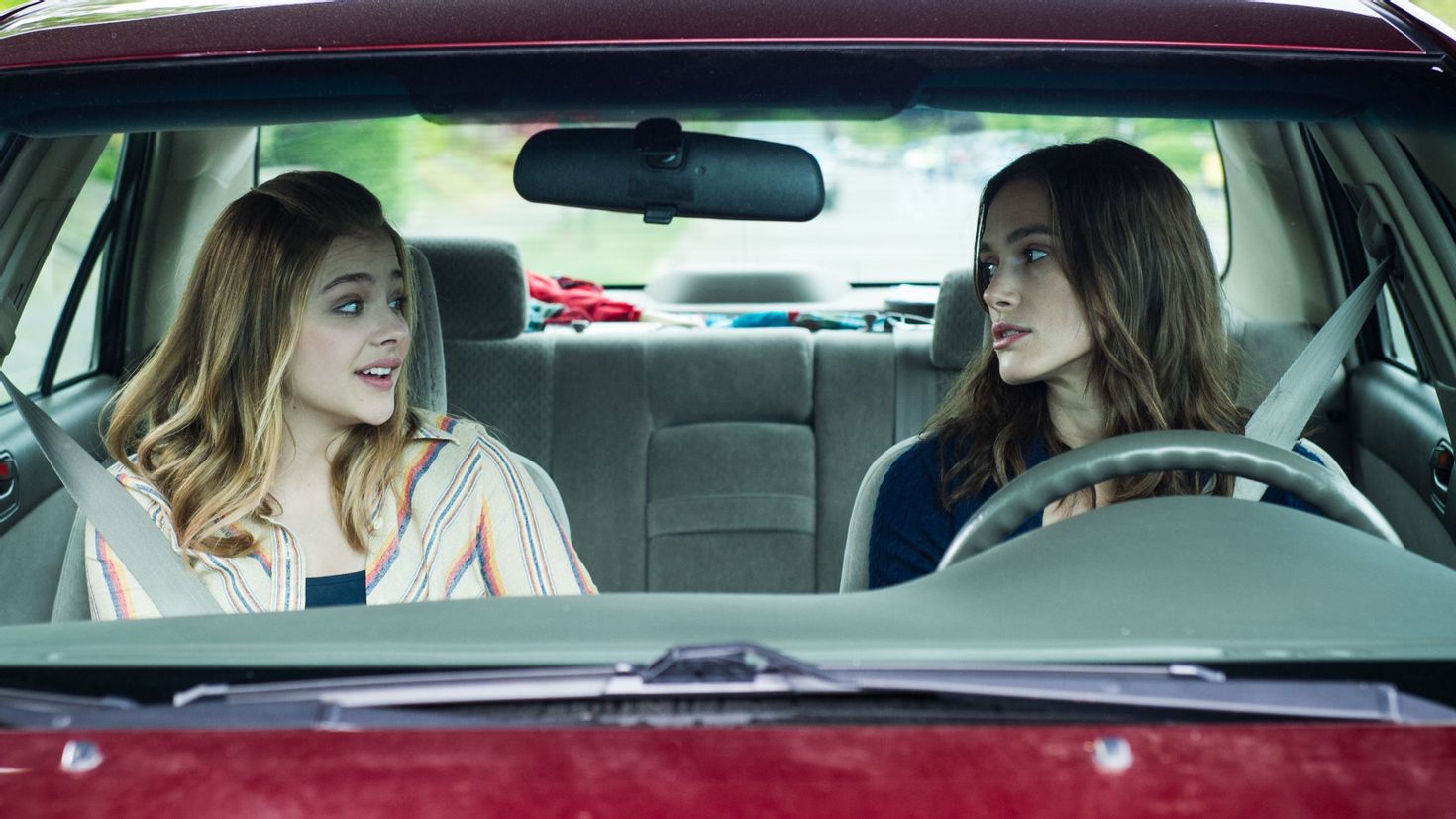 Детка 1. Детка (laggies), 2014. Хлоя Грейс Морец и Кира Найтли. Хлоя Грейс Морец детка. Кира Найтли в фильме детка.