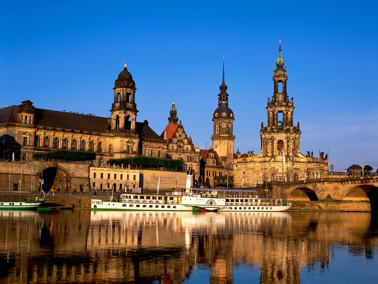 Die besten Dresden-Hintergründe für den Telefonbildschirm