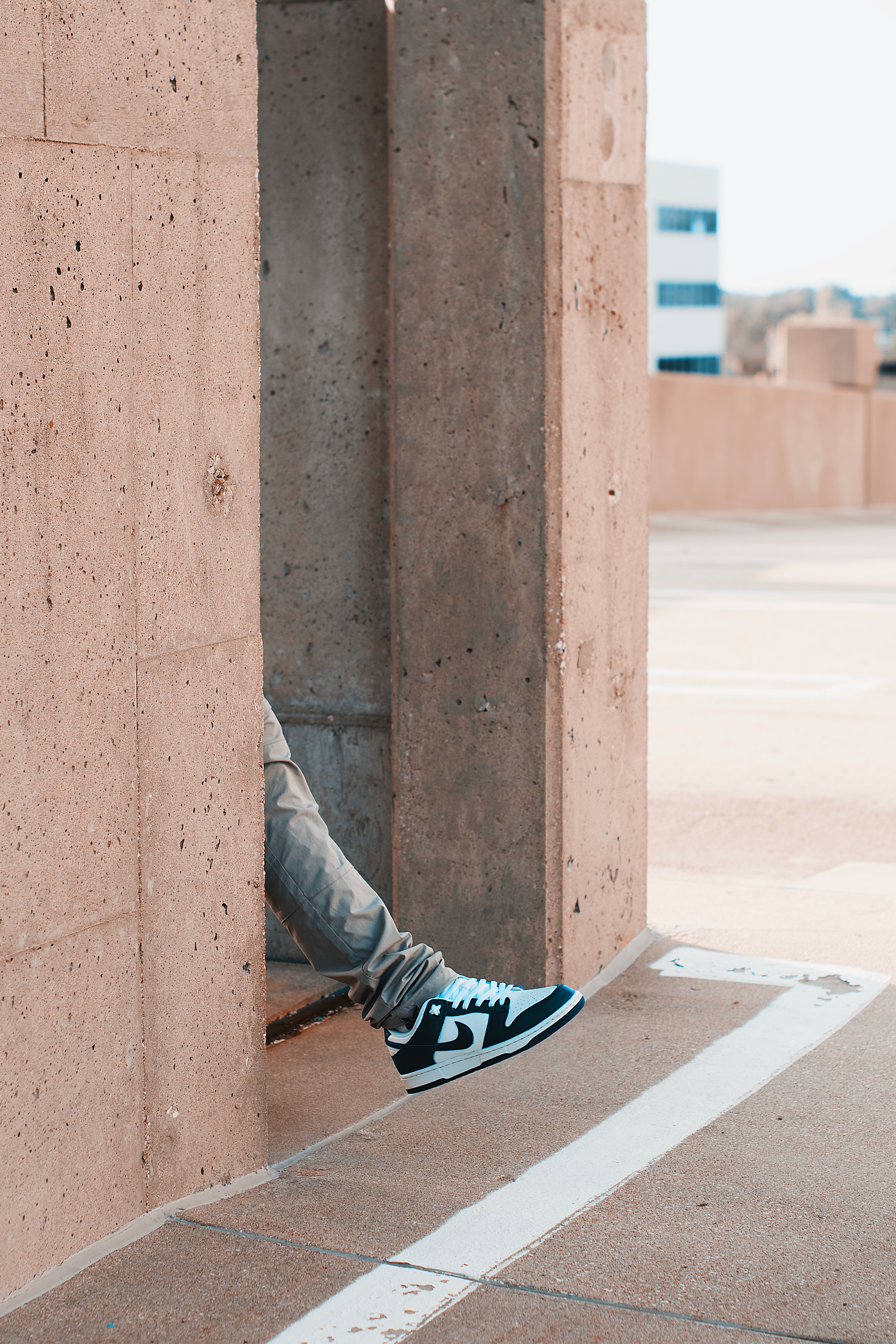 building, miscellanea, miscellaneous, sneakers, wall, leg images