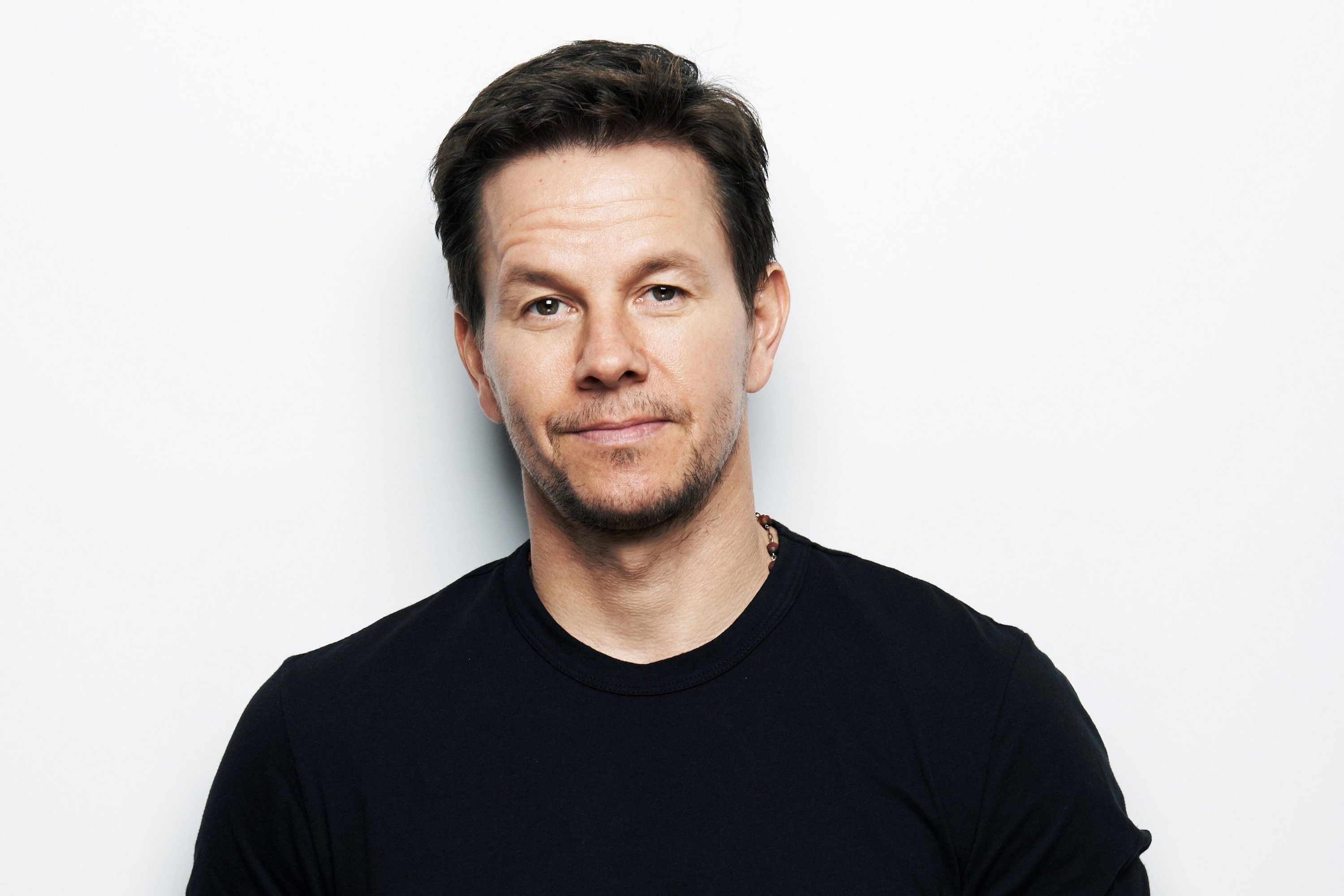 mark wahlberg wallpaper for iphone