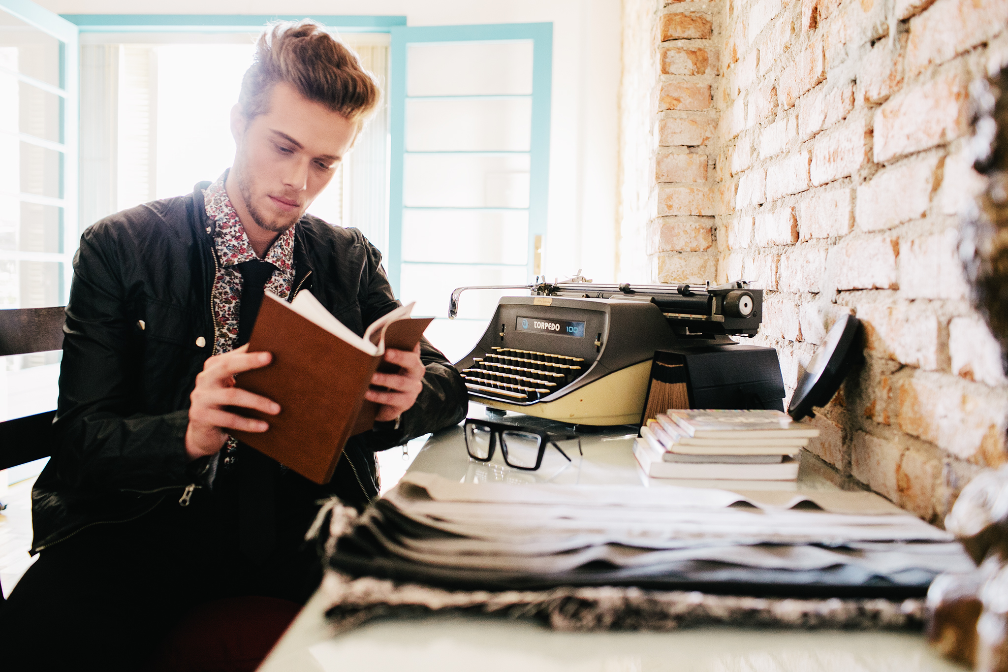 typewriter, men, model, book, brick, glasses download HD wallpaper