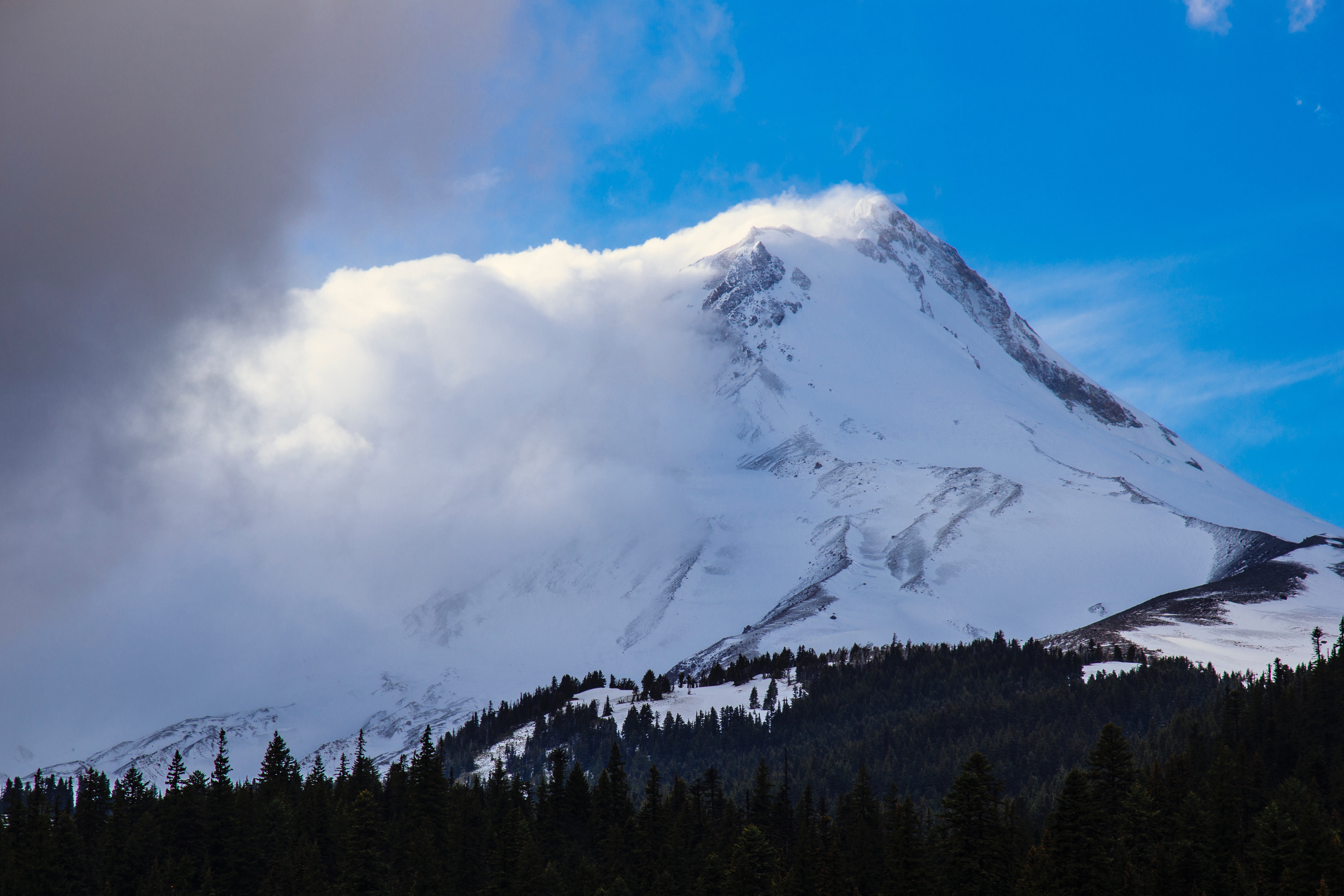 nature, mountains, snow, vertex, top, fog download HD wallpaper
