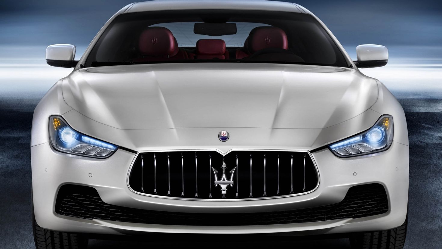 Авто мазерати. Maserati Ghibli 2018. Maserati Ghibli 2014. Мазерати машина седан. Maserati Ghibli 2015.