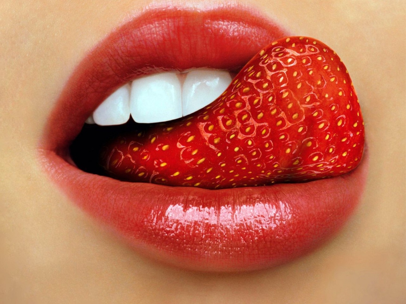 Download mobile wallpaper Strawberry, Funny for free.