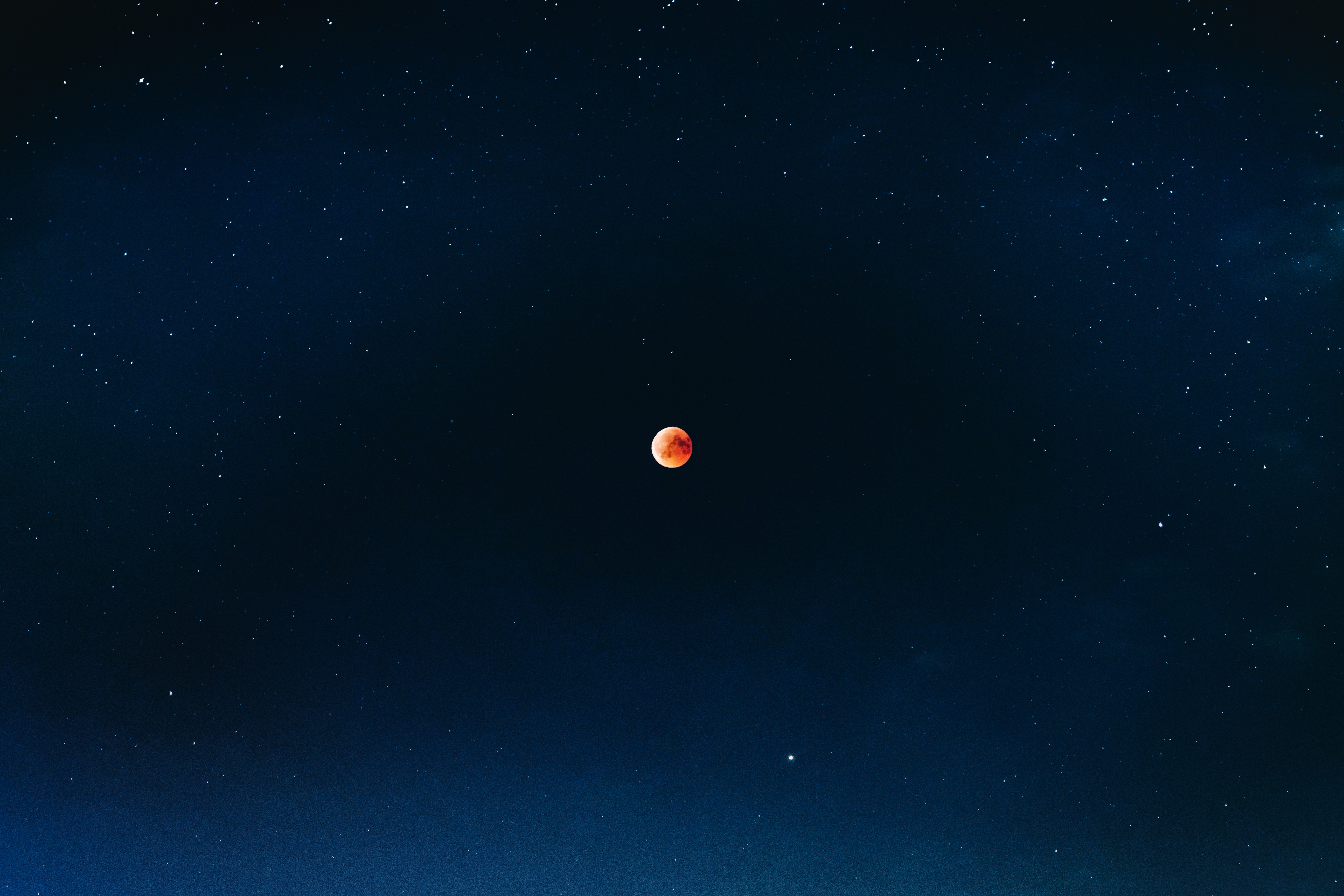 106569 завантажити картинку космос, повний місяць, затемнення, вогняна місяць, місяць вогню, червона луна, червоний місяць - шпалери і заставки безкоштовно