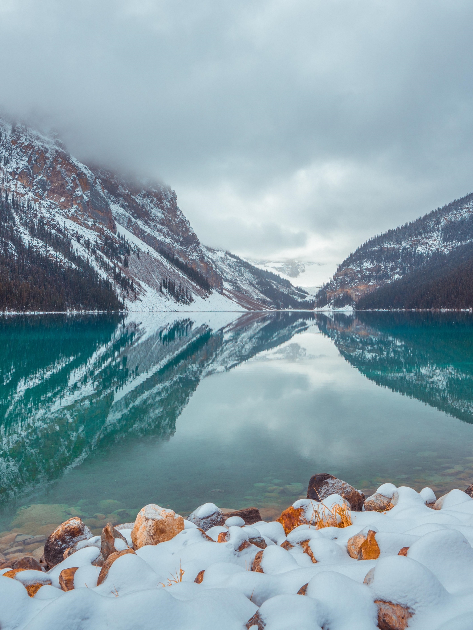 Канада Lake Louise зимой