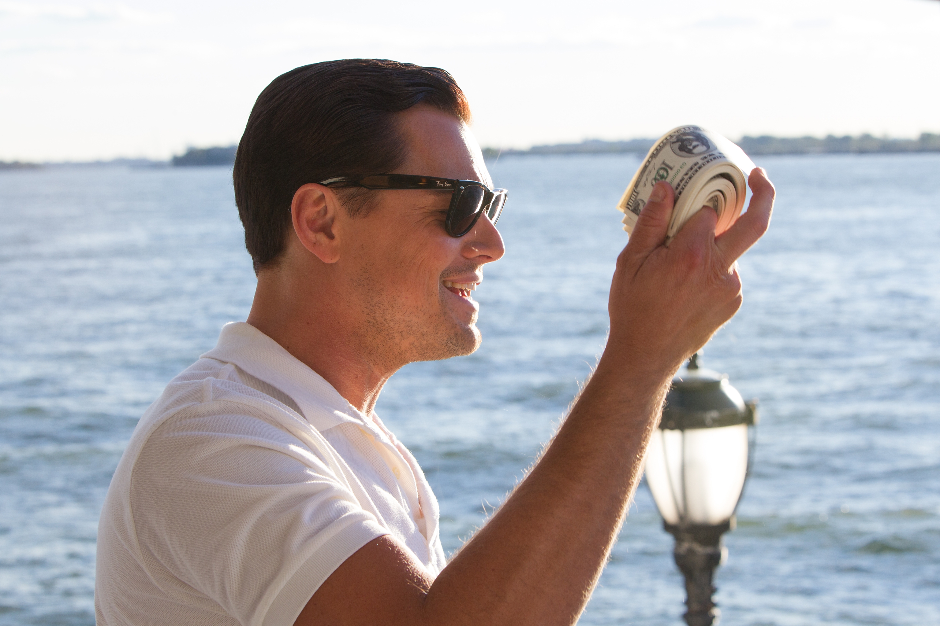 Movie The Wolf of Wall Street HD Wallpaper