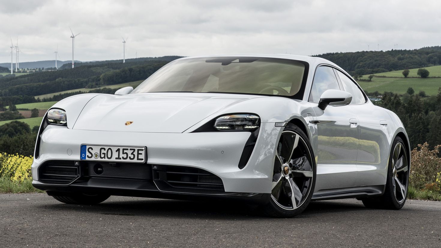 2020 Porsche Taycan Turbo s