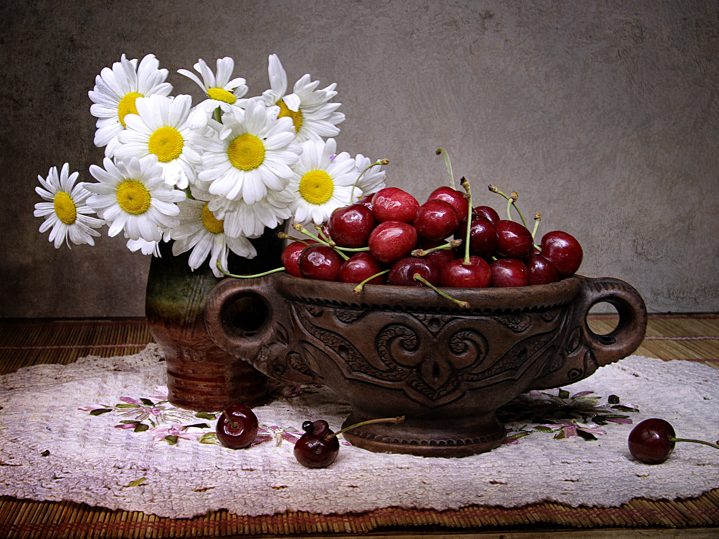 photography, still life, bowl, camomile, cherry