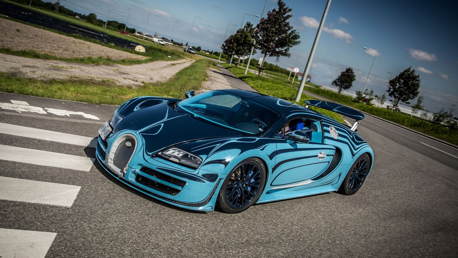 Бугатти Veyron