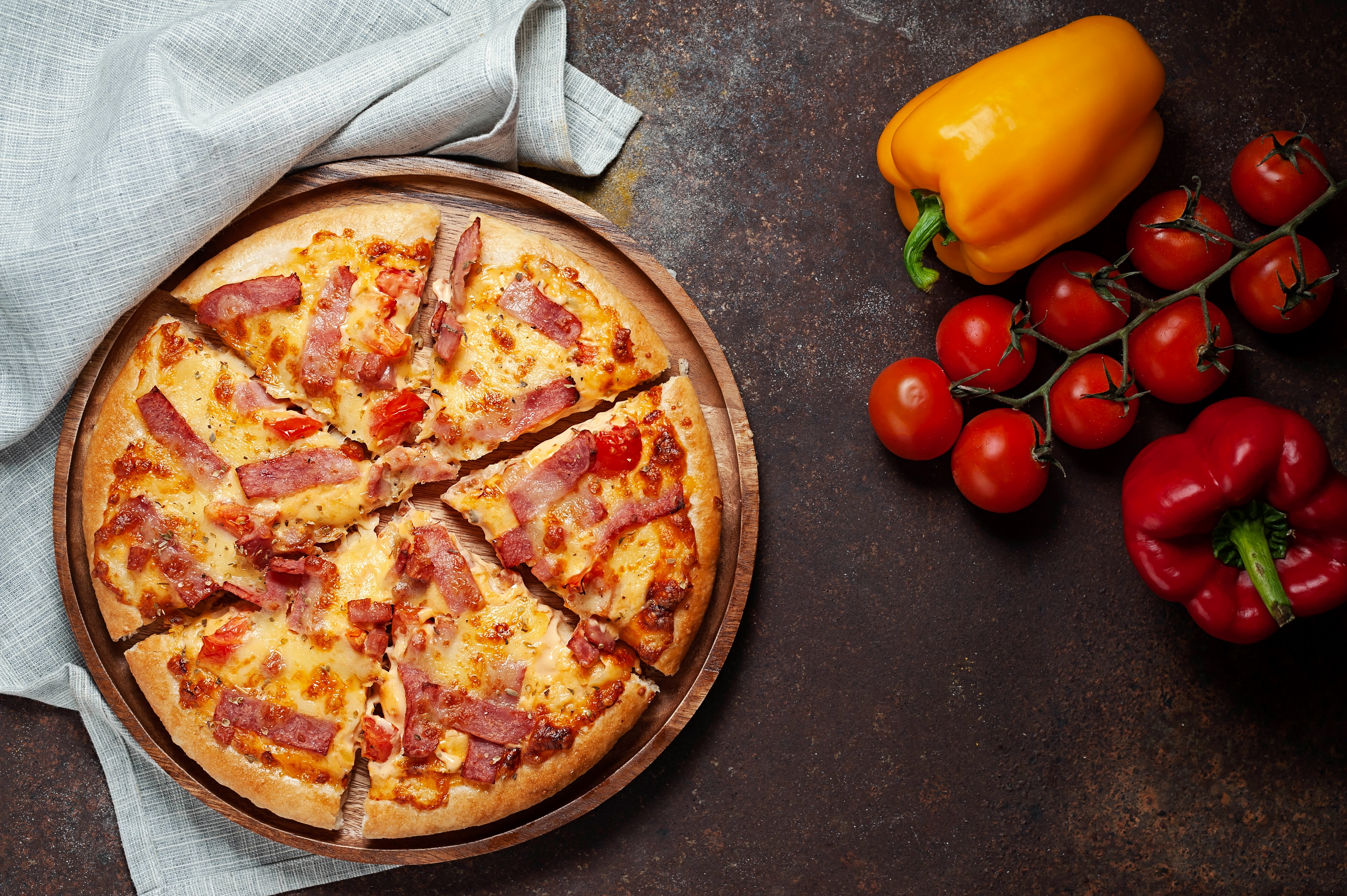 903493 descargar fondo de pantalla alimento, pizza, pimienta, bodegón, tomate: protectores de pantalla e imágenes gratis