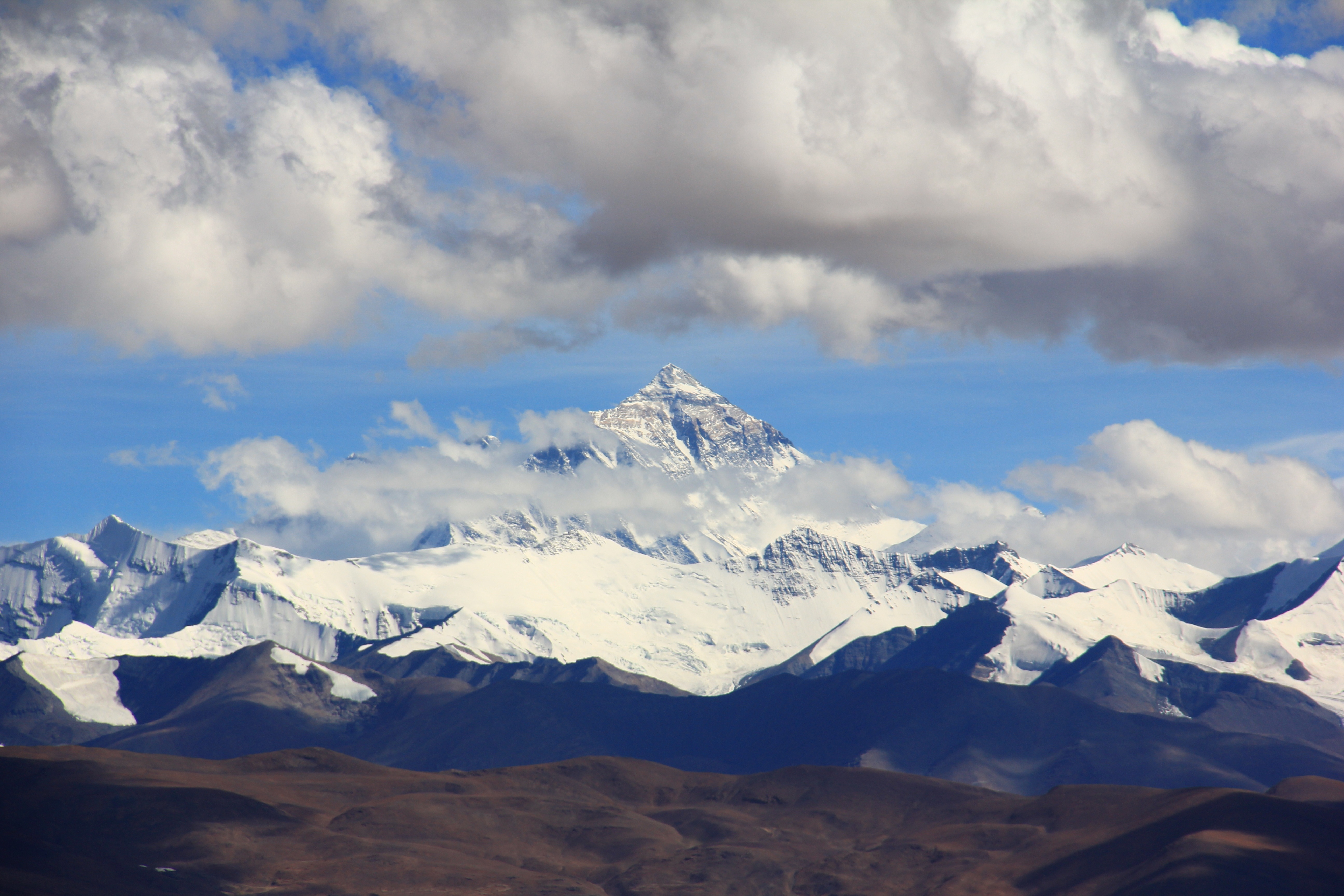 Покажи самые высокие горы. Гора Эверест(Джомолунгма). Гималаи Эверест. Эверест джамалумба. Непал Эверест.
