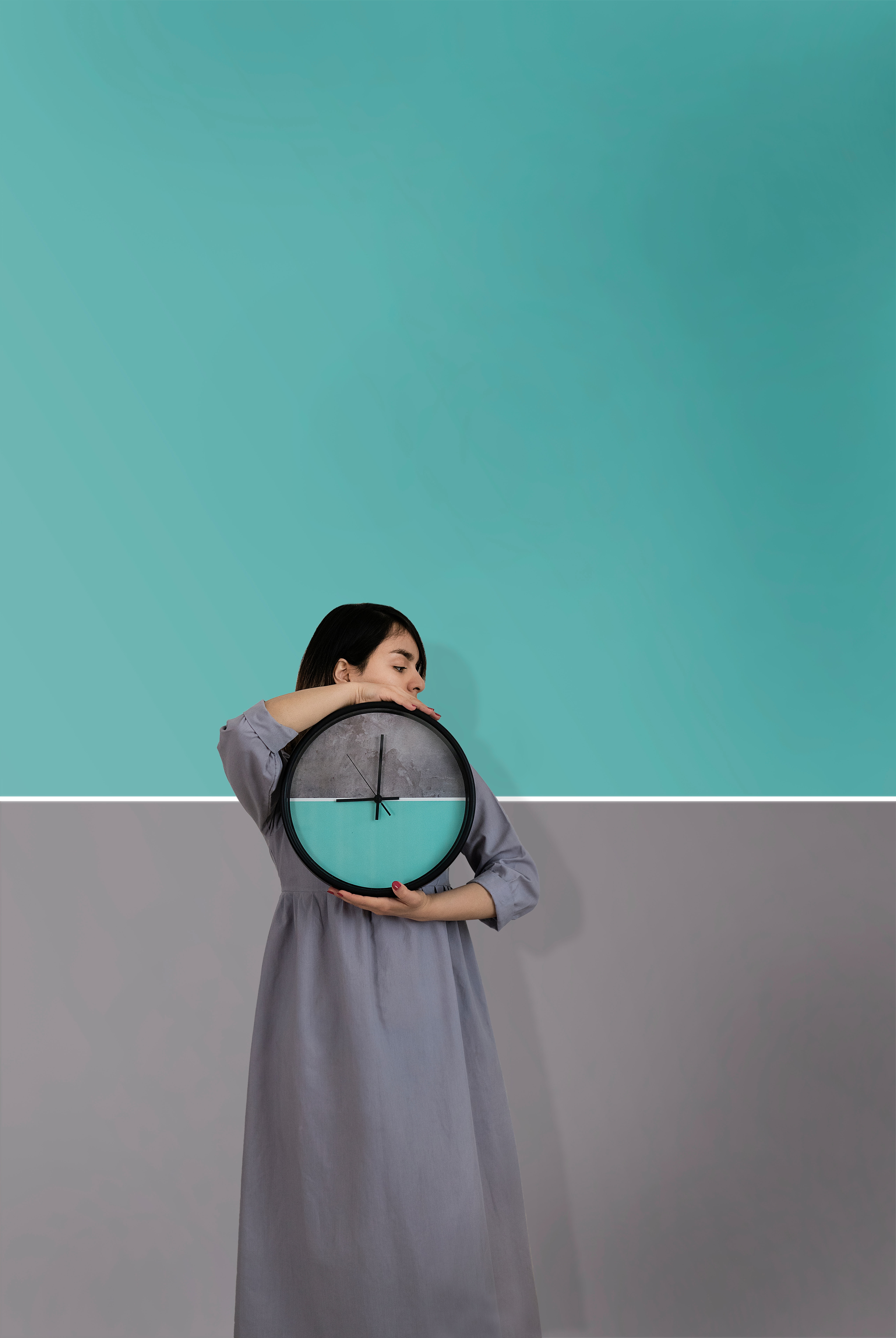 Download mobile wallpaper Symmetry, Clock, Wall, Minimalism, Girl for free.