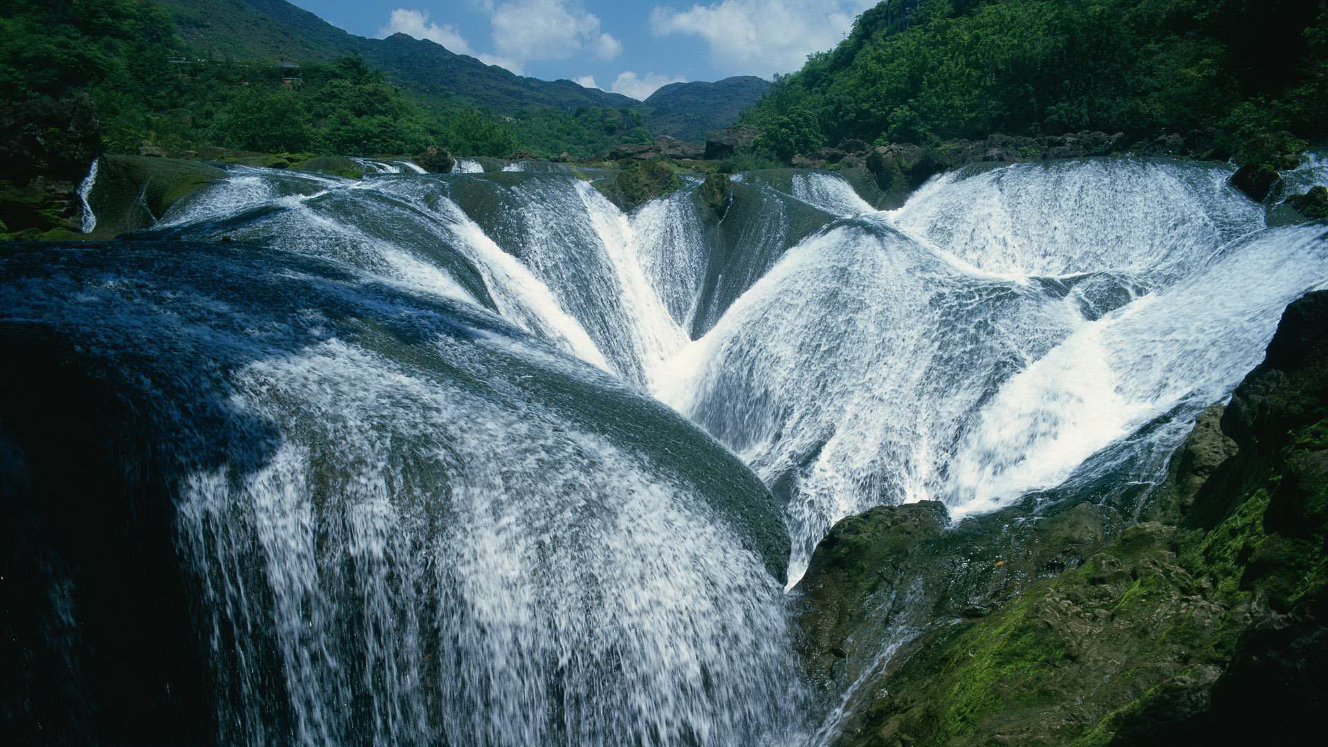Водопад Жемчужина Долина Цзючжайгоу Китай