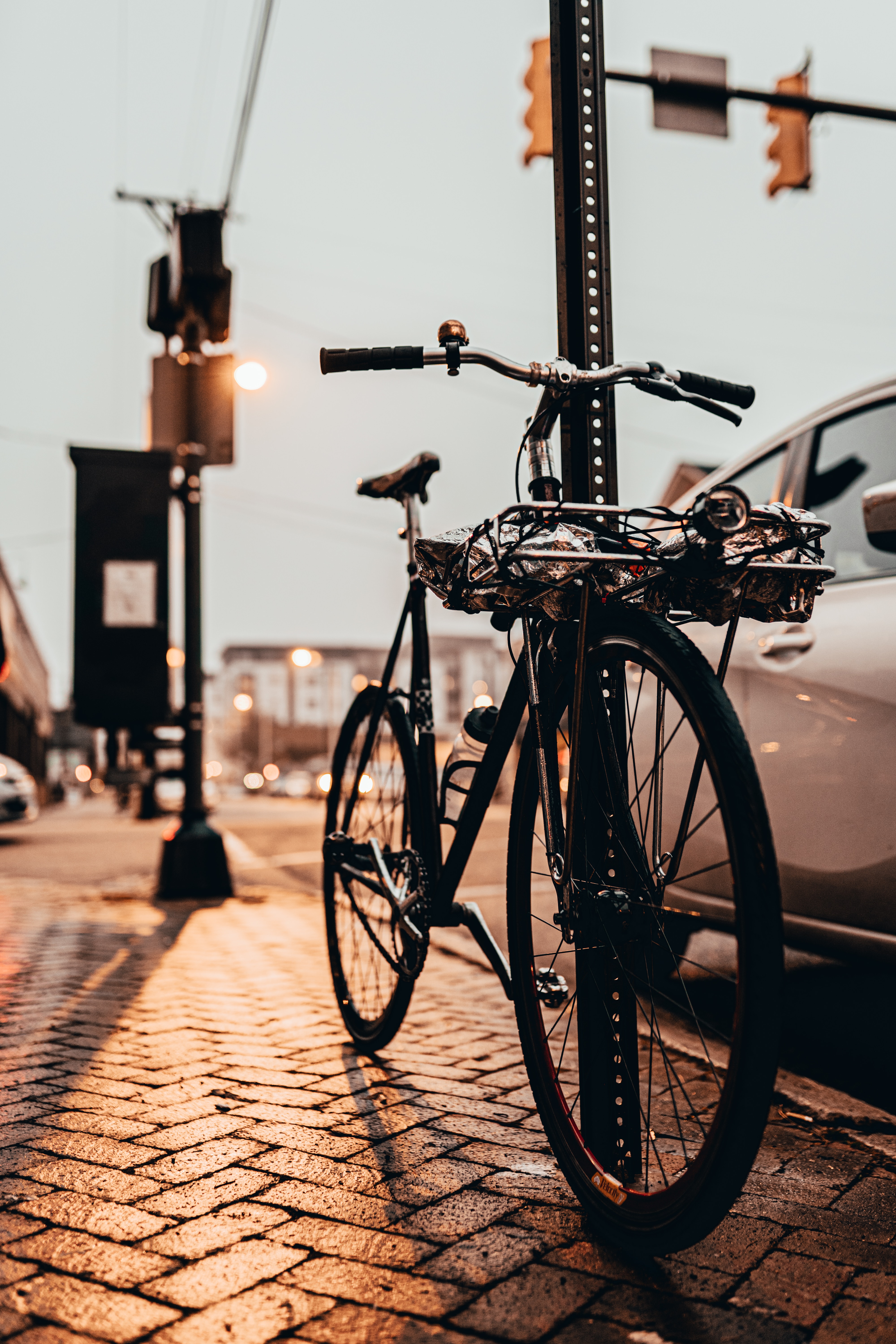 bicycle, black, city, miscellanea, miscellaneous, street, sidewalk cellphone