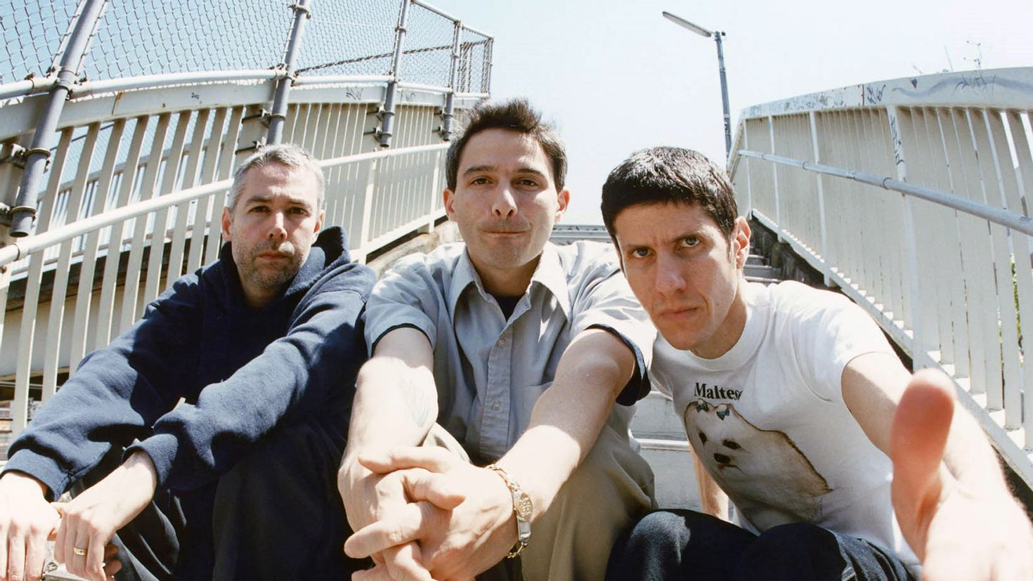 Beastie boys. Бисти бойс адам. Группа Beastie boys 2019. Продюсер Beastie boys. Beastie boys клип.