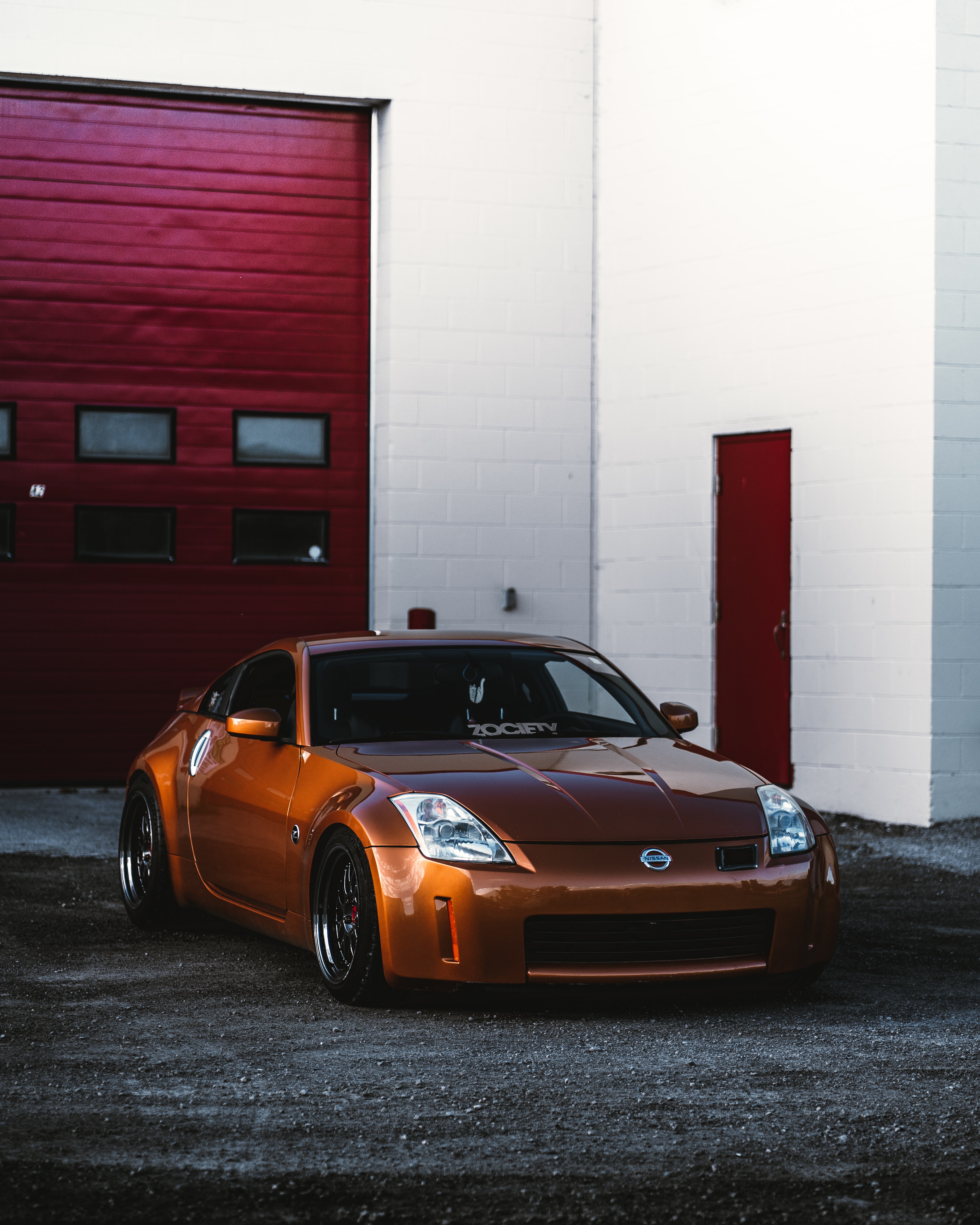 Download mobile wallpaper Nissan 350Z, Cars, Car, Front View, Sports, Nissan, Sports Car for free.