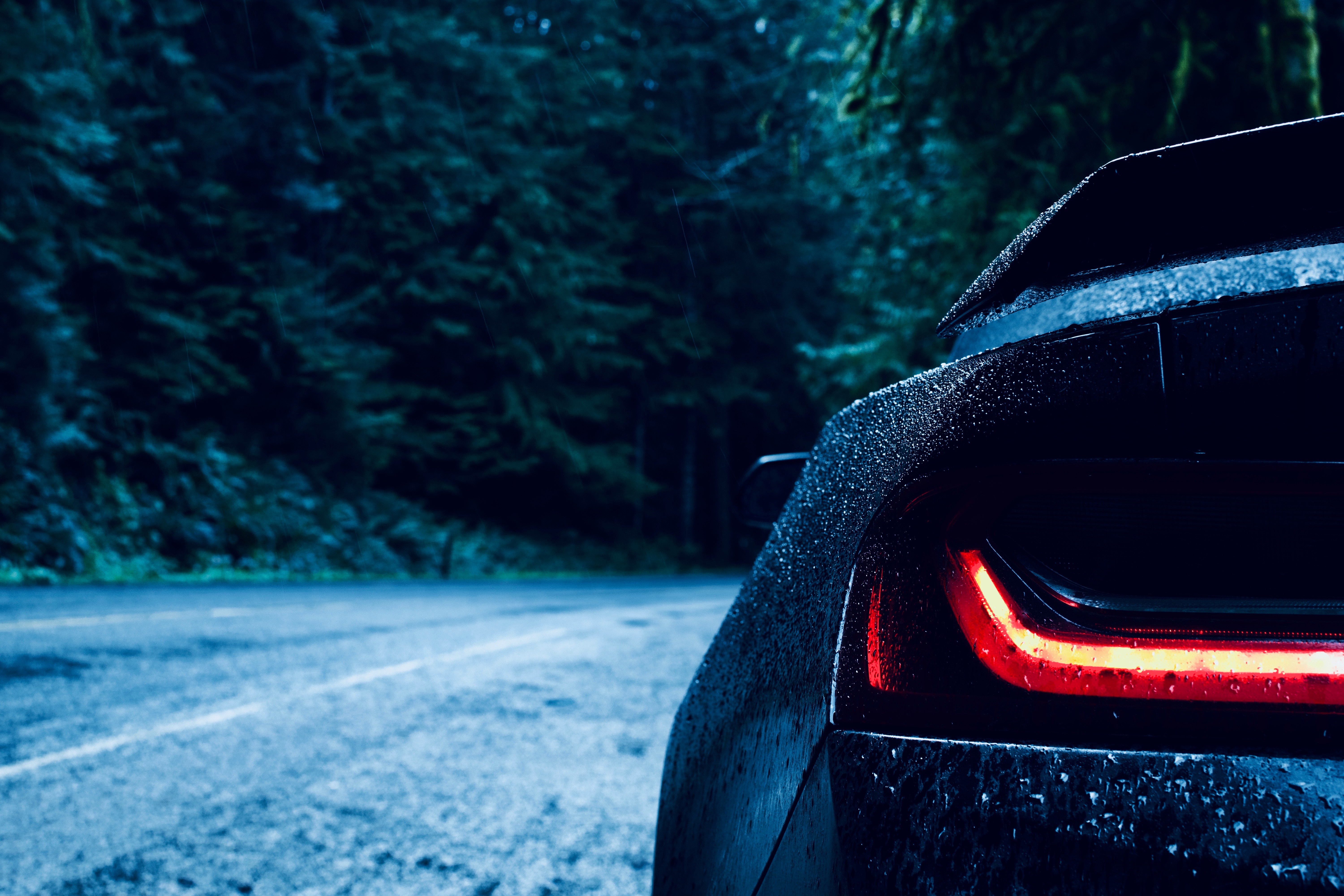 Download mobile wallpaper Headlight, Smooth, Cars, Drops, Blur, Auto for free.