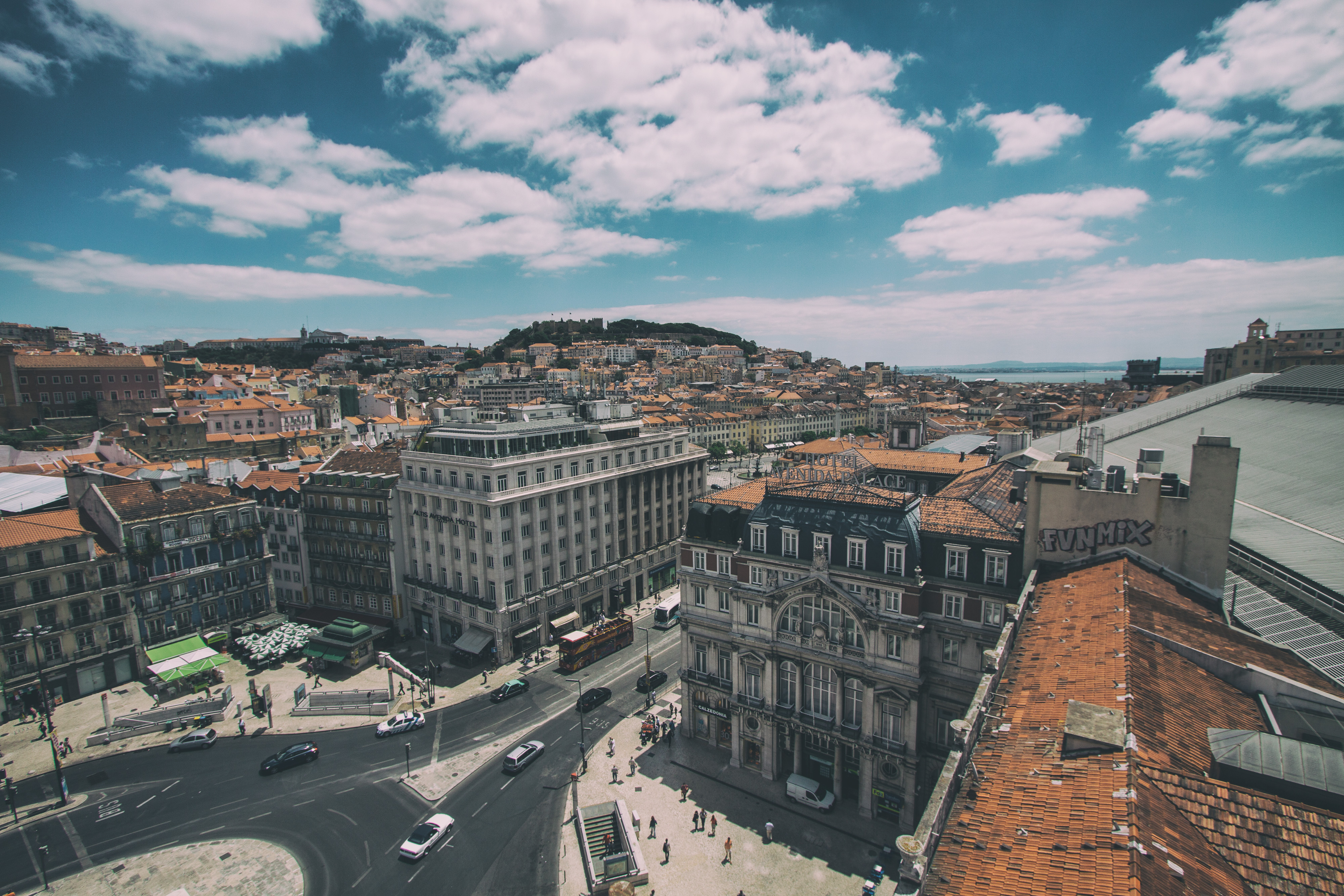Laden Sie das Städte, Gebäude, Blick Von Oben, Lissabon, Portugal-Bild kostenlos auf Ihren PC-Desktop herunter