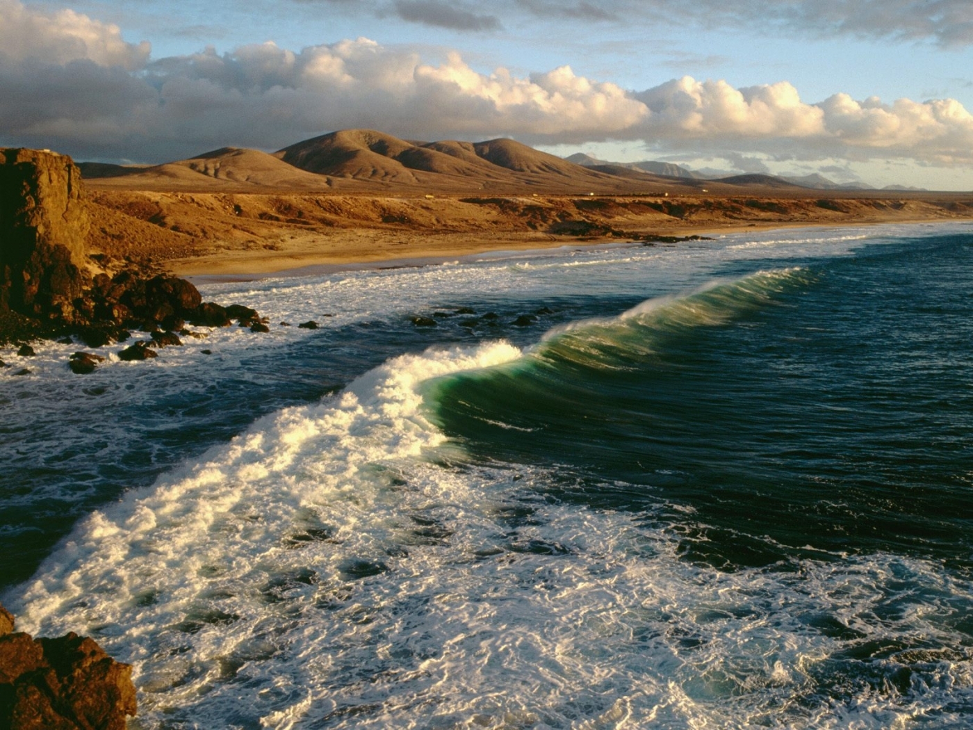 Download mobile wallpaper Waves, Landscape, Sea for free.