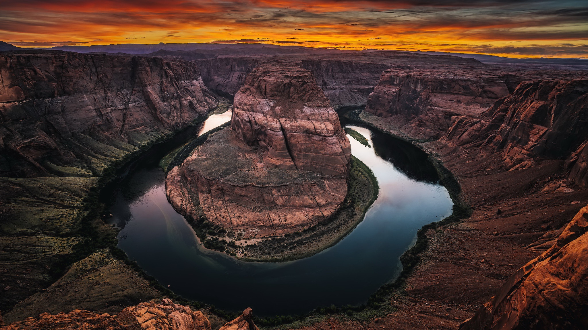 Каньон на солнце. Подкова Аризона. Хорсшу-Бенд, США. Horseshoe Bend. Horseshoe Bend, az, USA.