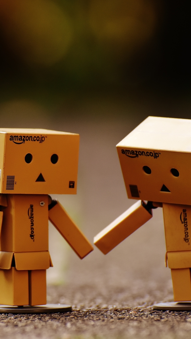 Danbo 2, cute, amazon, lost, alone, confused, HD phone wallpaper | Peakpx