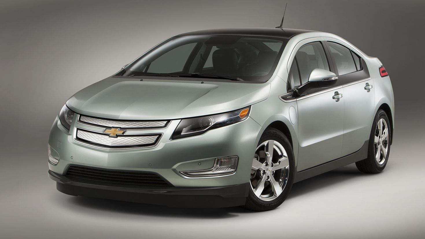 Шевроле плюсы и минусы автомобиля. Chevrolet Volt 2014. Шевроле вольт 2012. Chevrolet Volt 2015. Шевроле вольт 2.