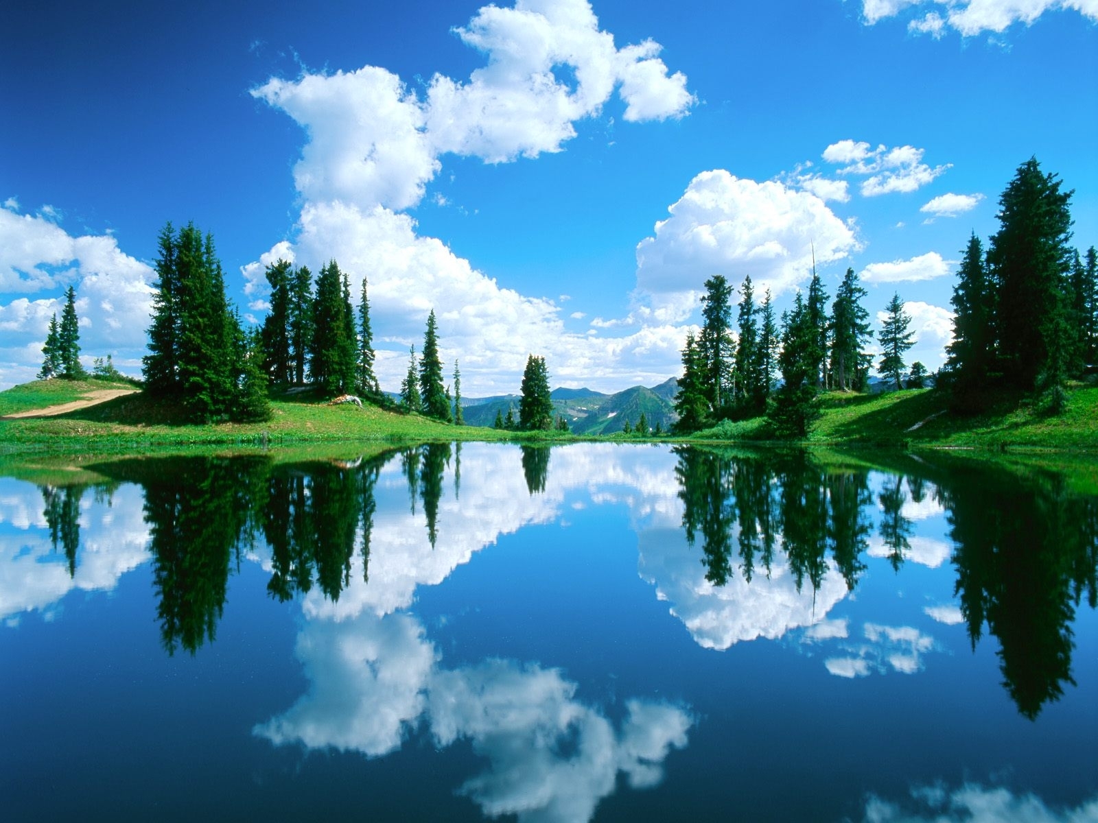 Paisaje azul montañas lago reflexión 750x1334 iPhone 8766S Fondos de  pantalla