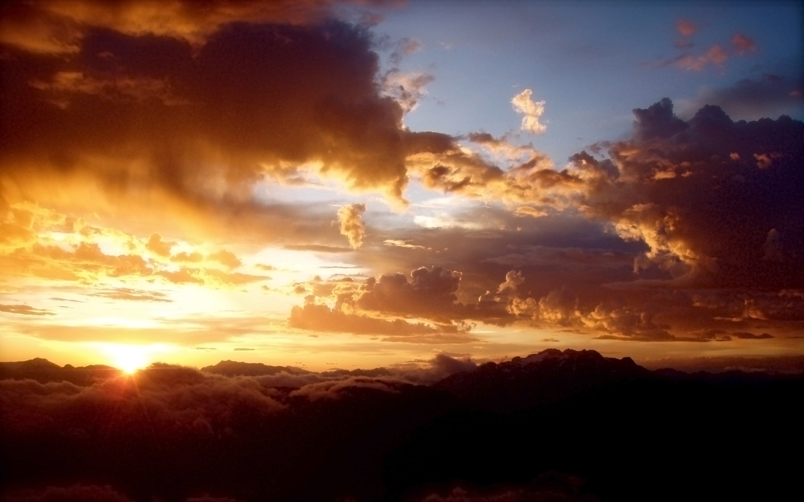 Handy-Wallpaper Sunset, Clouds, Landschaft kostenlos herunterladen.
