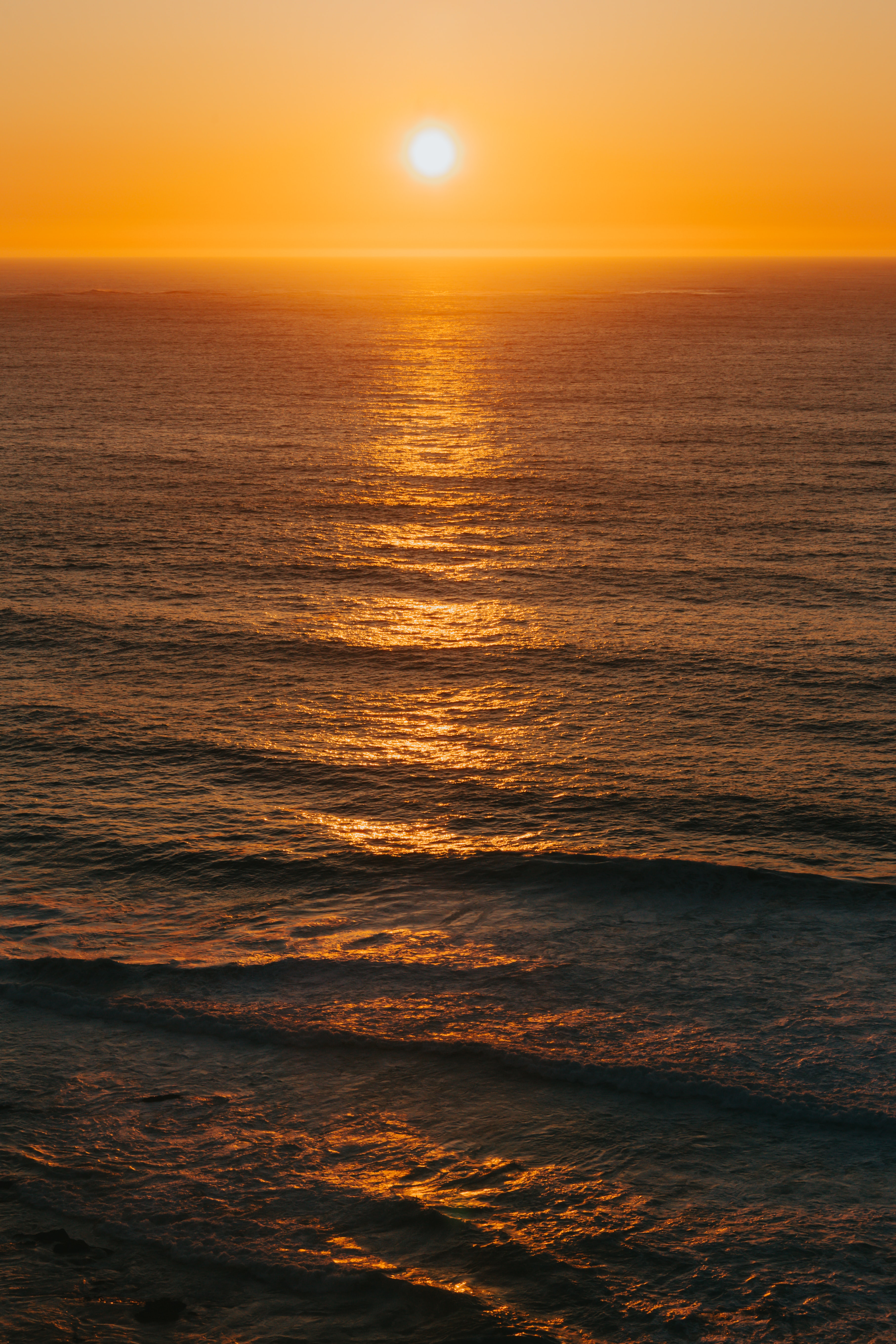 Download mobile wallpaper Waves, Horizon, Sun, Nature, Ocean, Sunset for free.
