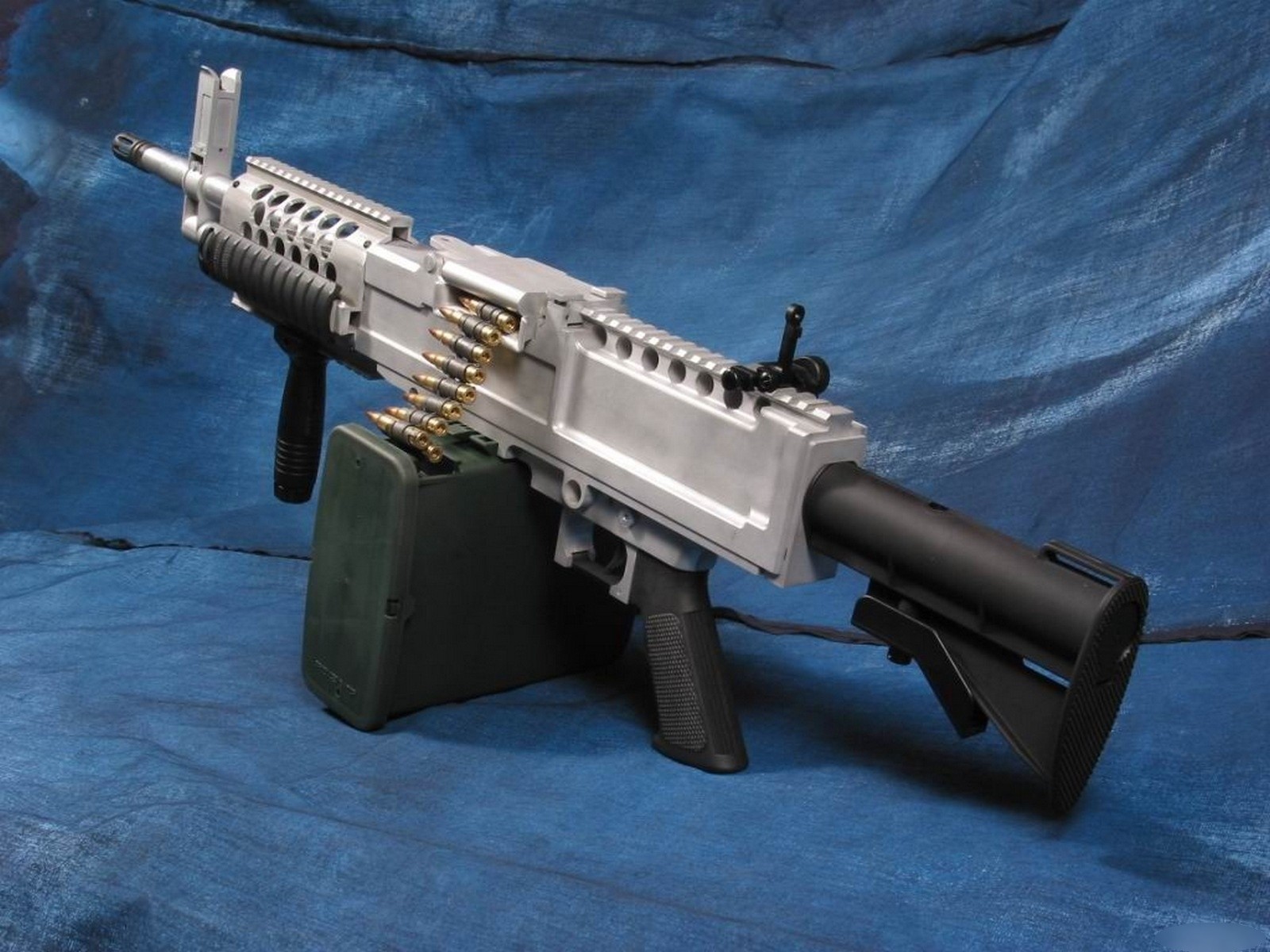 FN MINIMI Mk3 762mm and 556mm The Firearm Blog
