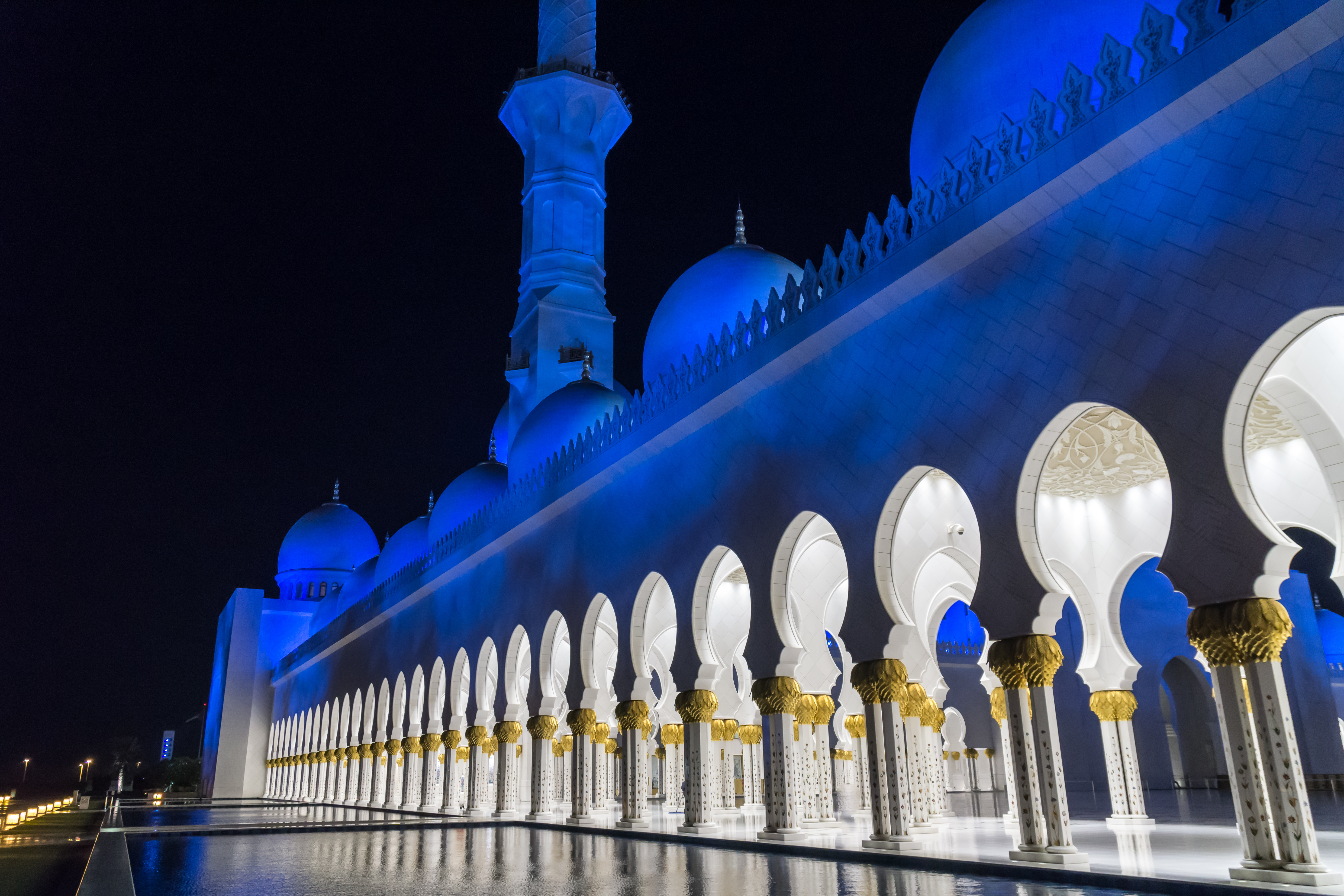 358334 Hintergrundbild herunterladen religiös, scheich zayid moschee, abu dhabi, moschee, vereinigte arabische emirate, moscheen - Bildschirmschoner und Bilder kostenlos