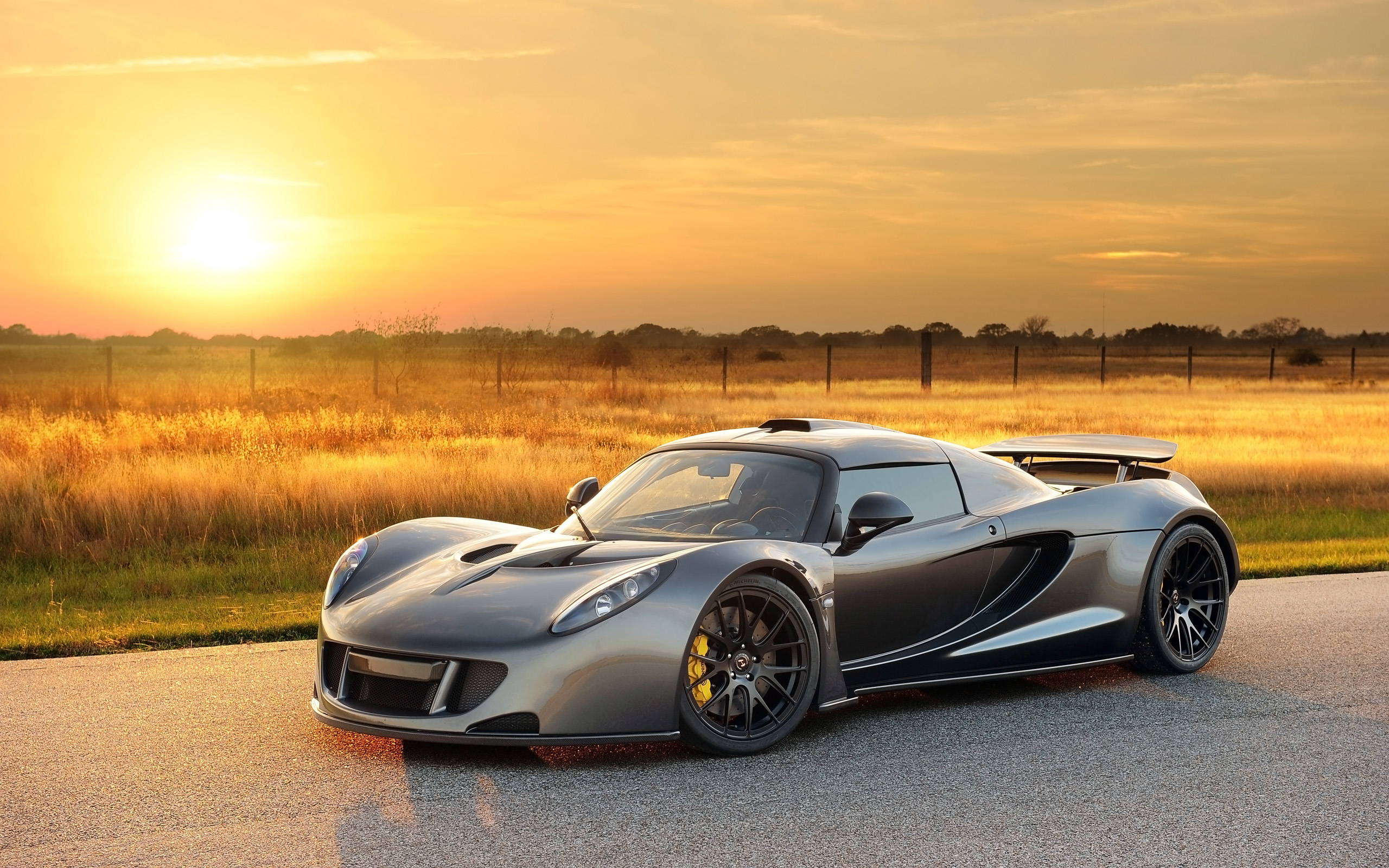 New Lock Screen Wallpapers vehicles, hennessey venom gt, car, hennessey, silver car, supercar