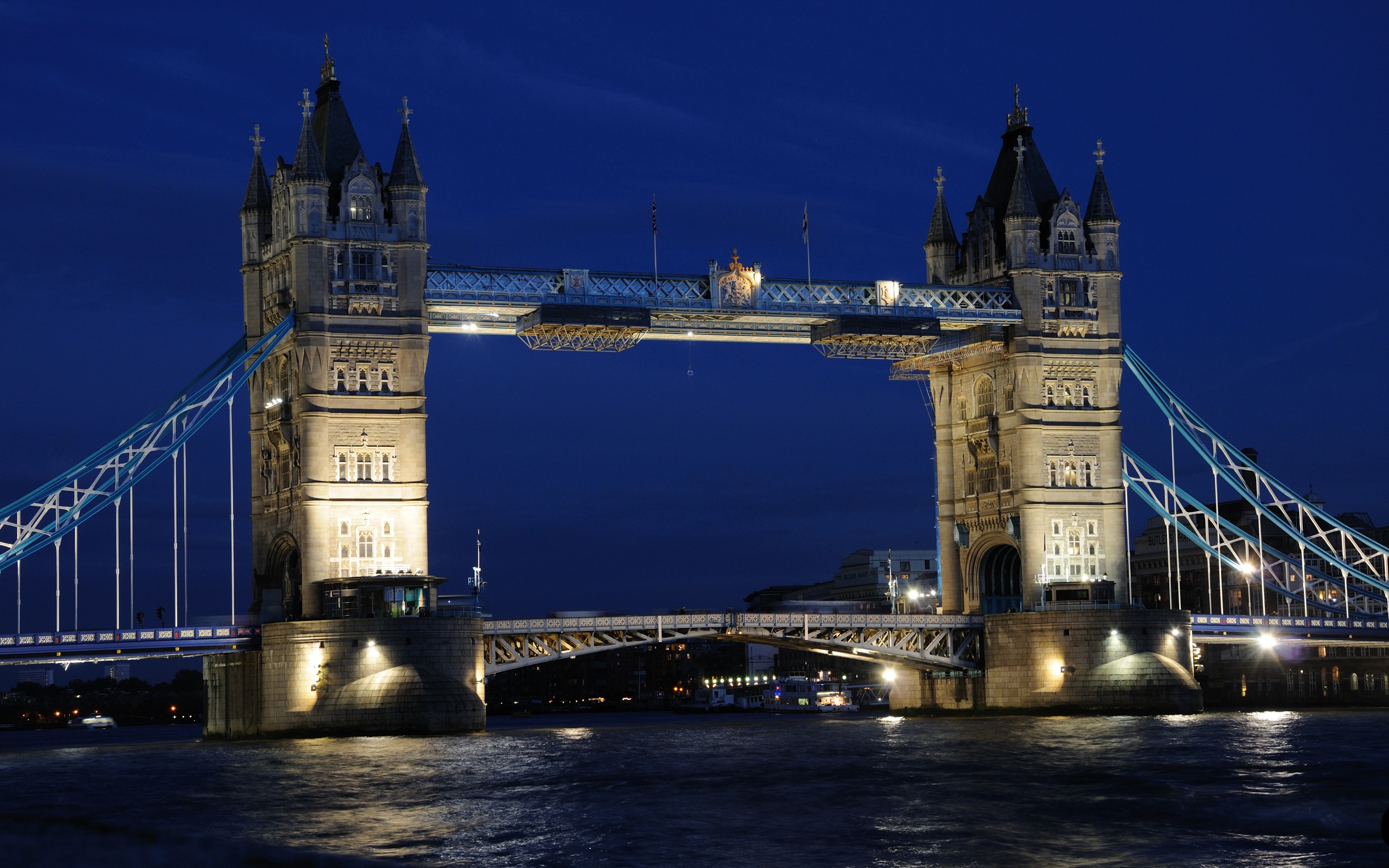 166006 Hintergrundbild herunterladen menschengemacht, tower bridge, brücke, licht, london, monument, nacht, fluss, themse, brücken - Bildschirmschoner und Bilder kostenlos