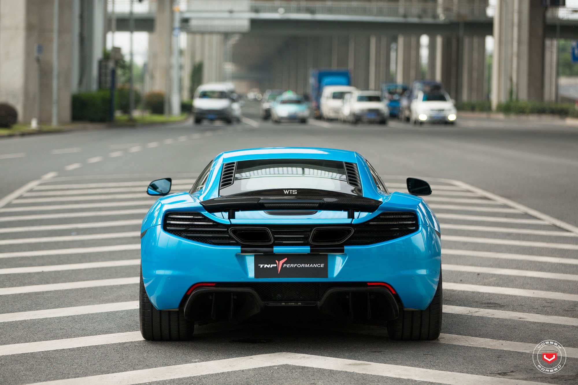 MCLAREN mp4 12c Blue