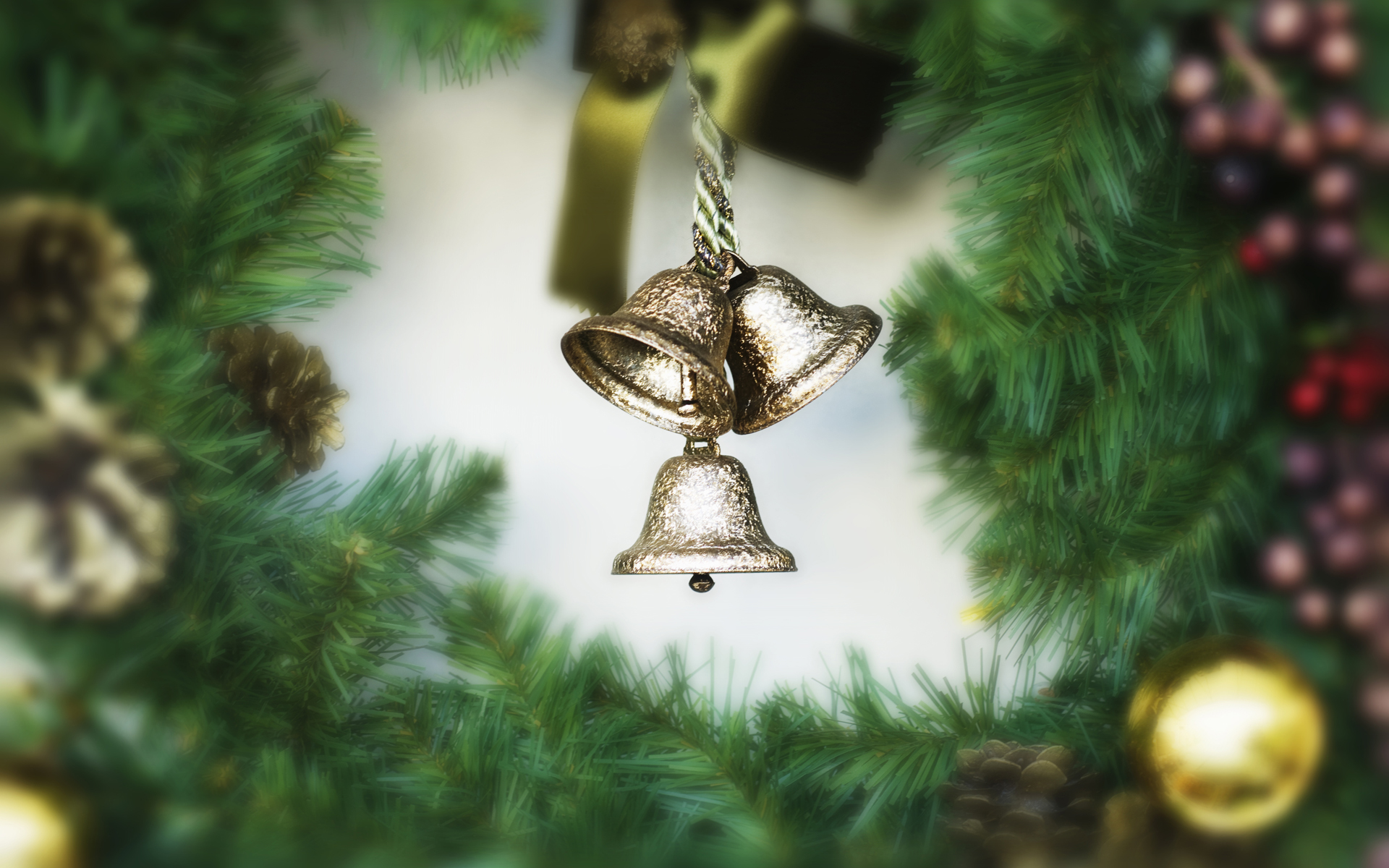 christmas, holiday, bell, christmas ornaments QHD