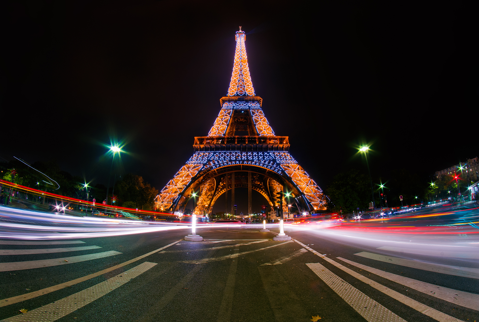 317016 Hintergrundbild herunterladen menschengemacht, eiffelturm, paris, monumente - Bildschirmschoner und Bilder kostenlos