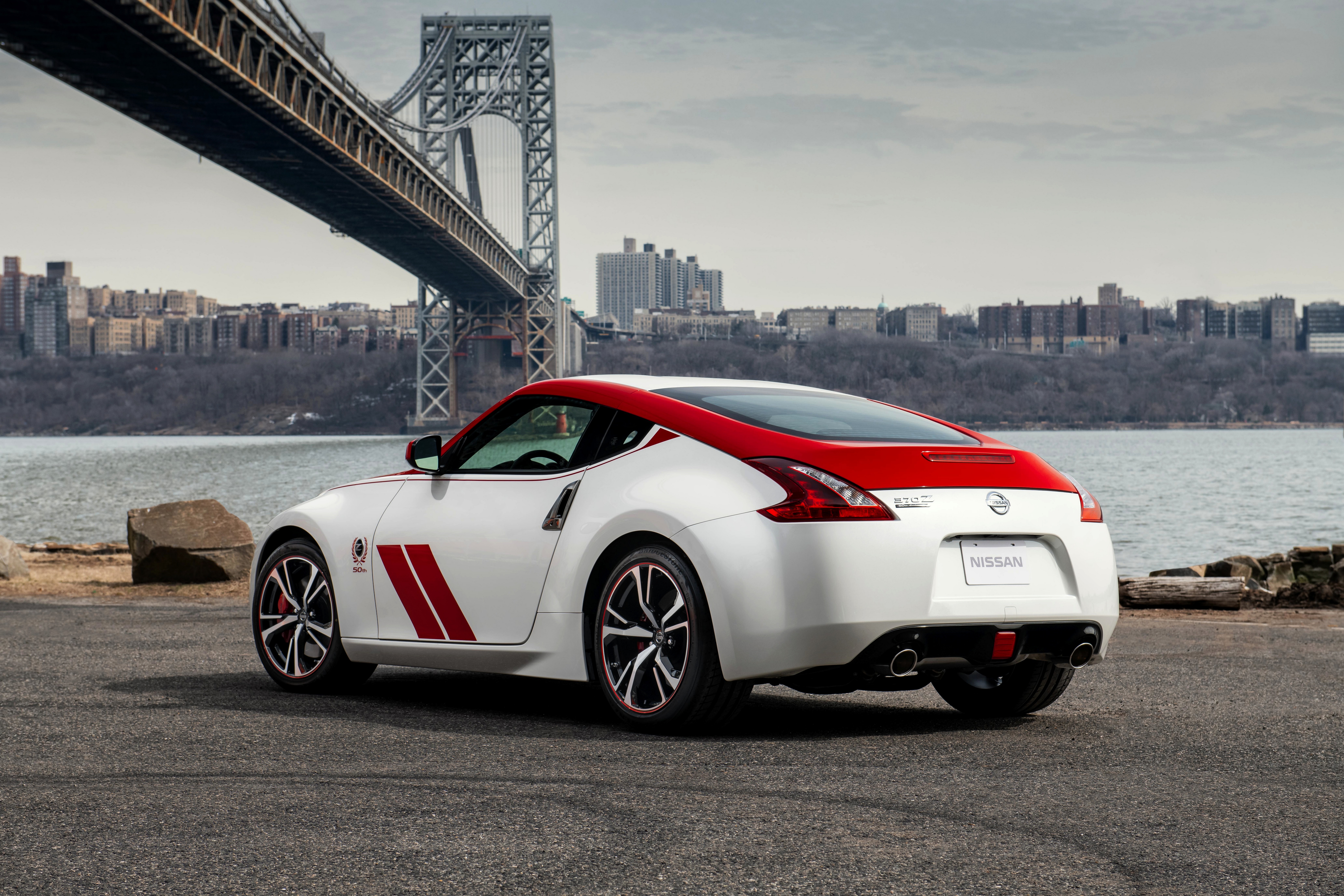 Ниссан 370. Nissan 370z 2020. Nissan 370z Nismo 2020. Ниссан 370z красный. Nissan 370 2020.