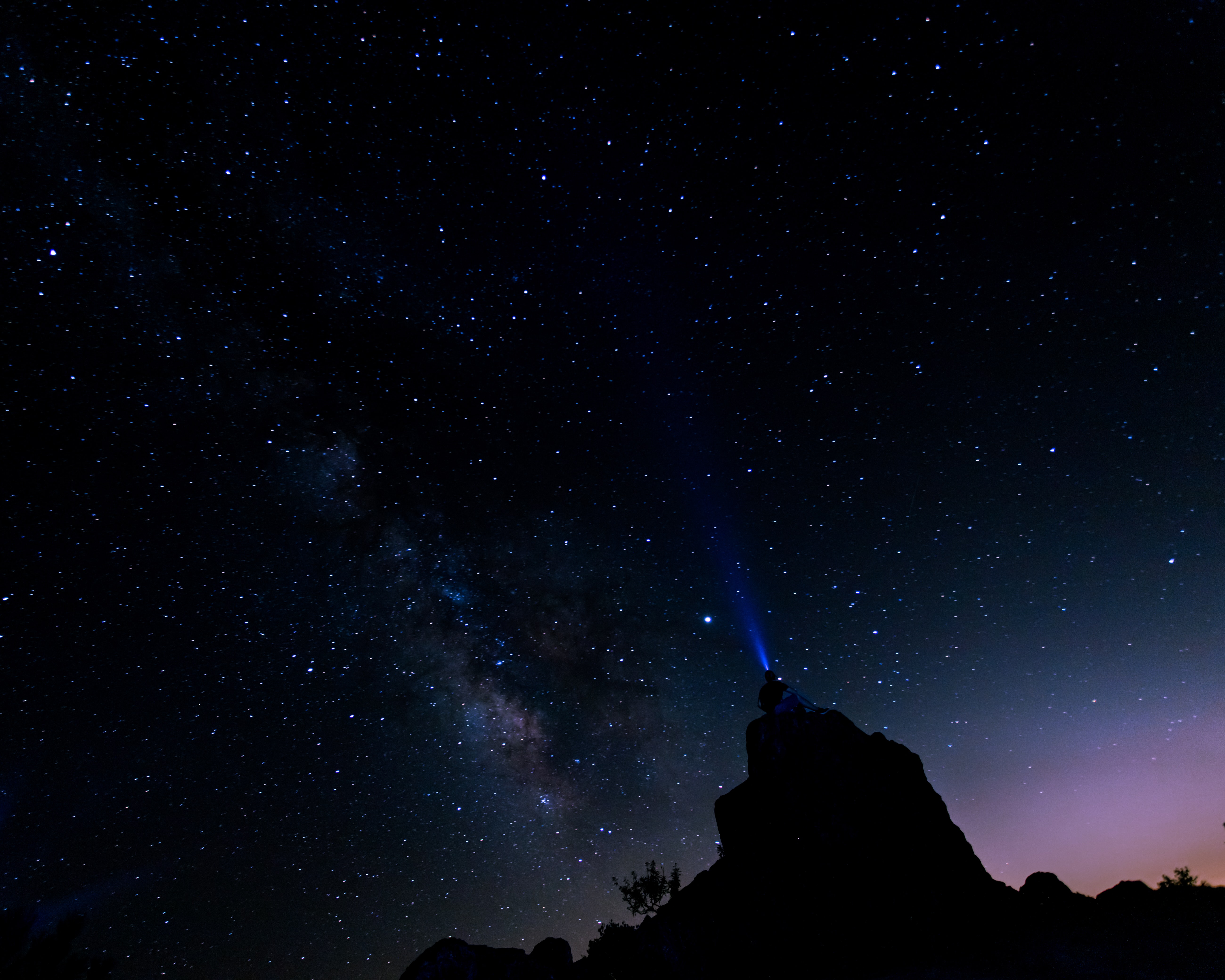 starry sky, night, silhouette, miscellanea, miscellaneous, glow, flashlight High Definition image