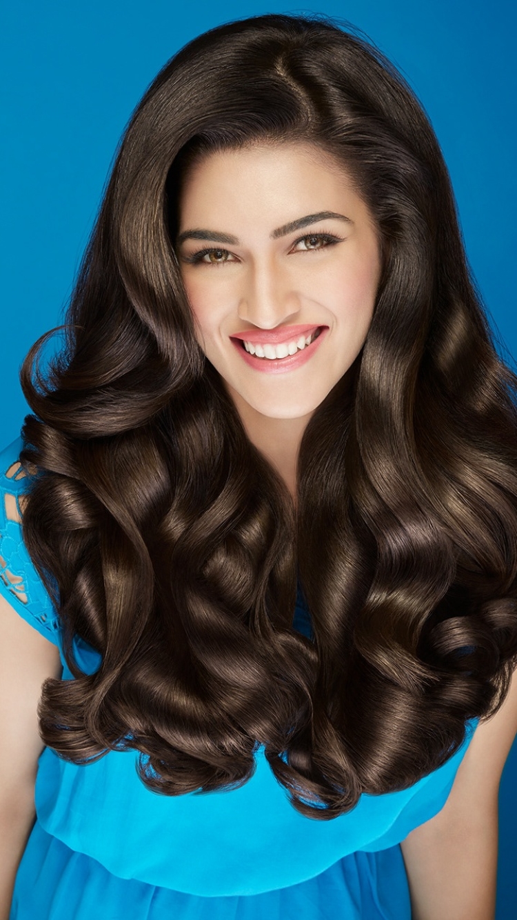 Kriti Sanon swears by coconut oil for nourishing the hair and heres how to  use it in your DIY routine  Vogue India