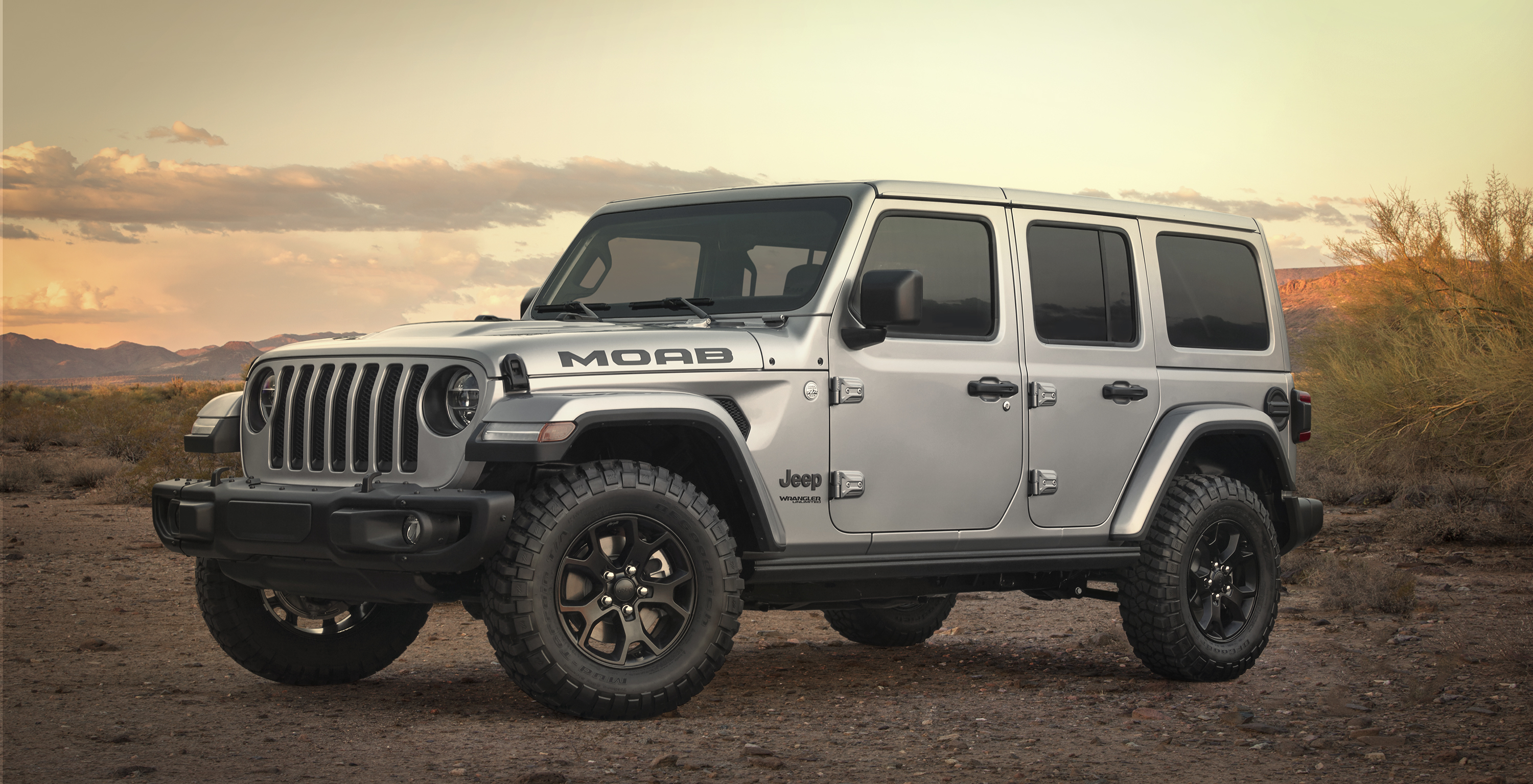 Download mobile wallpaper Jeep, Jeep Wrangler, Vehicles, Silver Car for free.