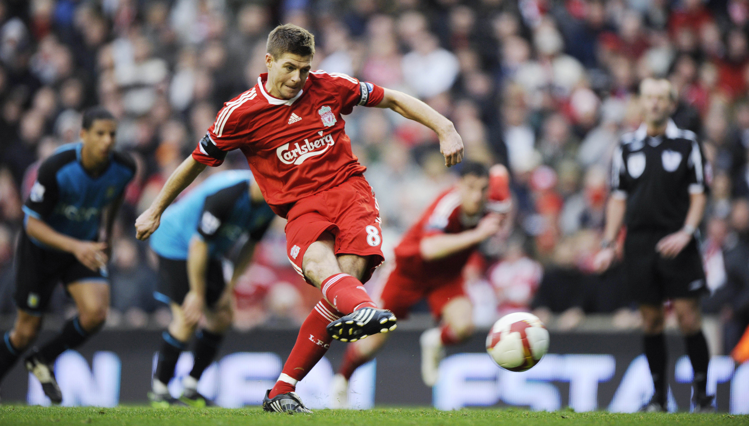 HD wallpaper: men's red and white Carlsberg adidas football jersey, steven  gerrard