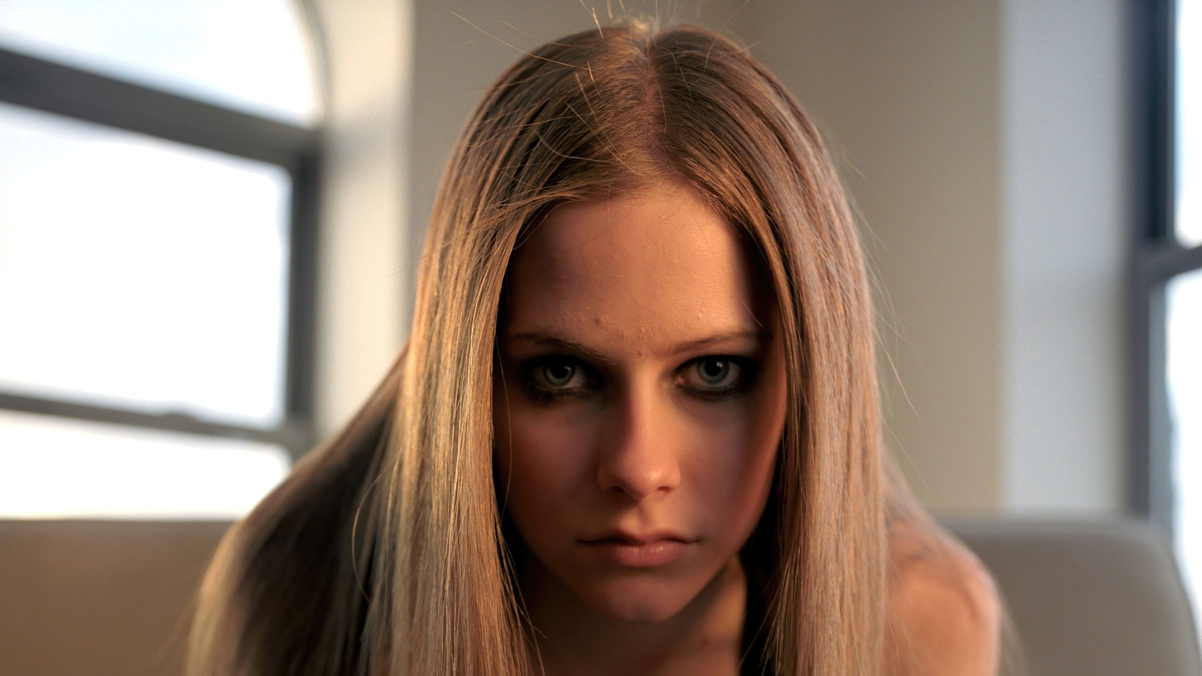  Avril Lavigne HQ Background Images