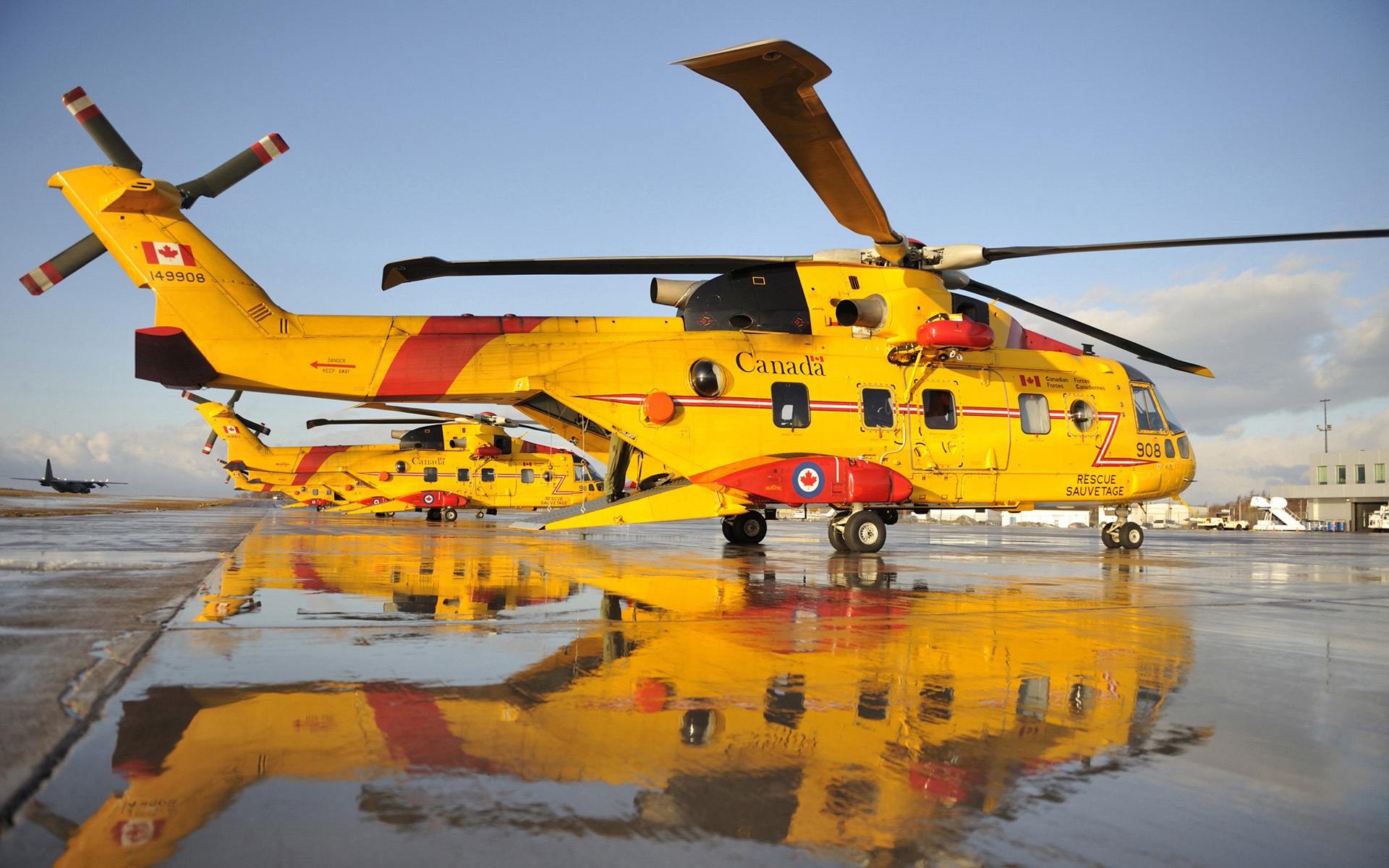無料モバイル壁紙アグスタウェストランド Ch 149 鵜, 航空機, 黄色, カナダ, 乗り物, ヘリコプター, 反射をダウンロードします。