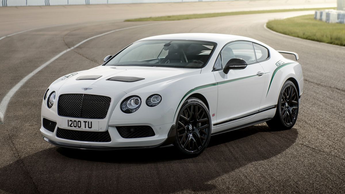 Bentley Continental gt жемчужного цвета