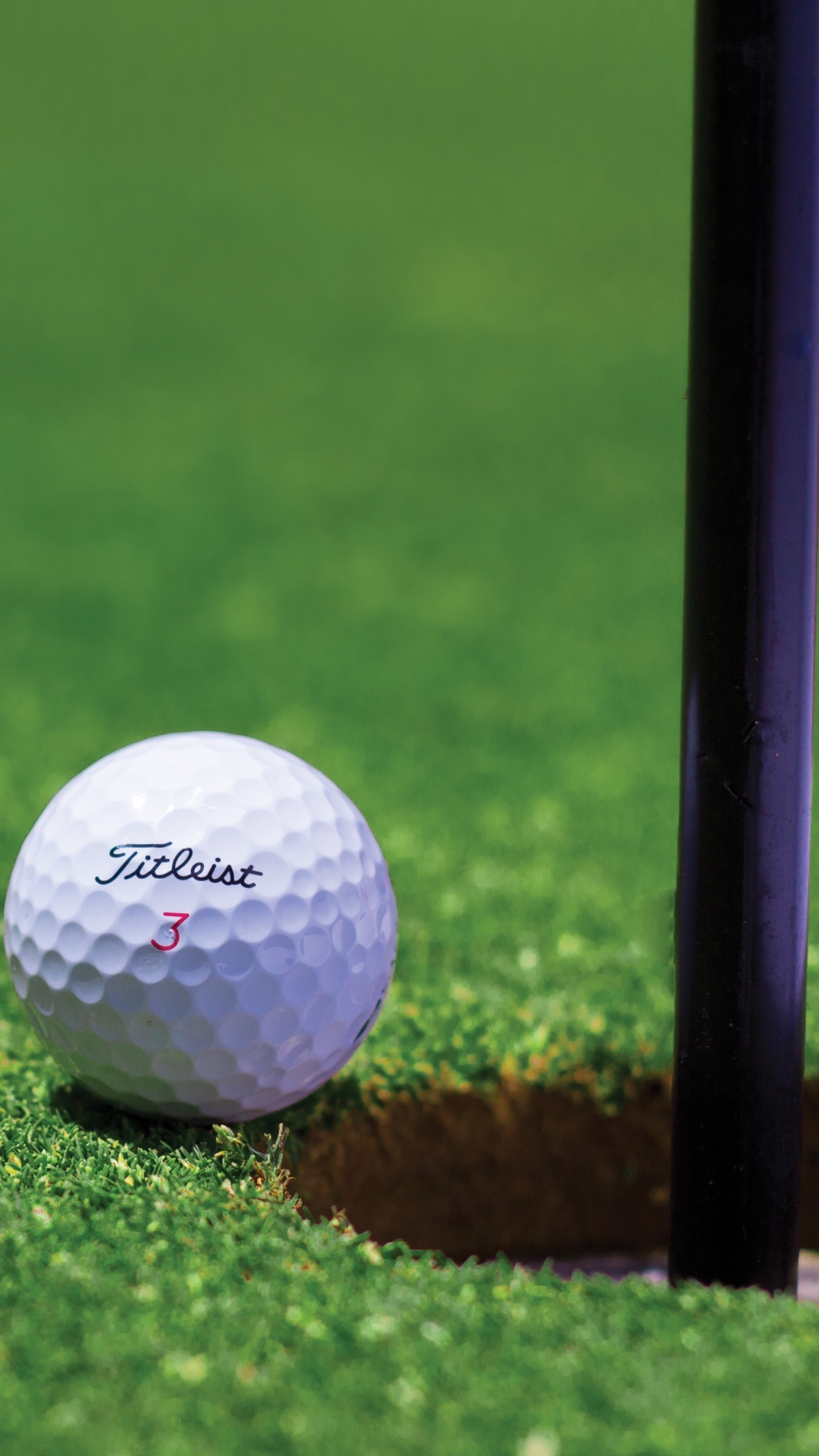Download mobile wallpaper Sports, Golf, Sport, Golf Ball, Golf Green for free.
