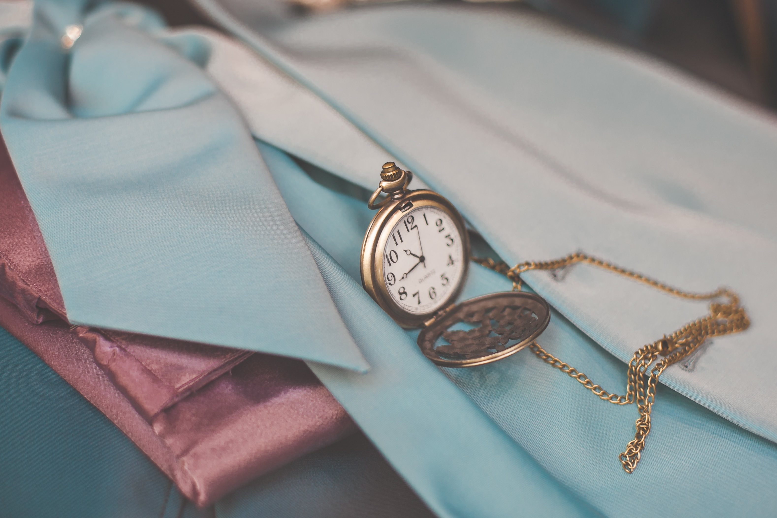 Download mobile wallpaper Clothing, Miscellaneous, Miscellanea, Chain, Pocket Watch for free.