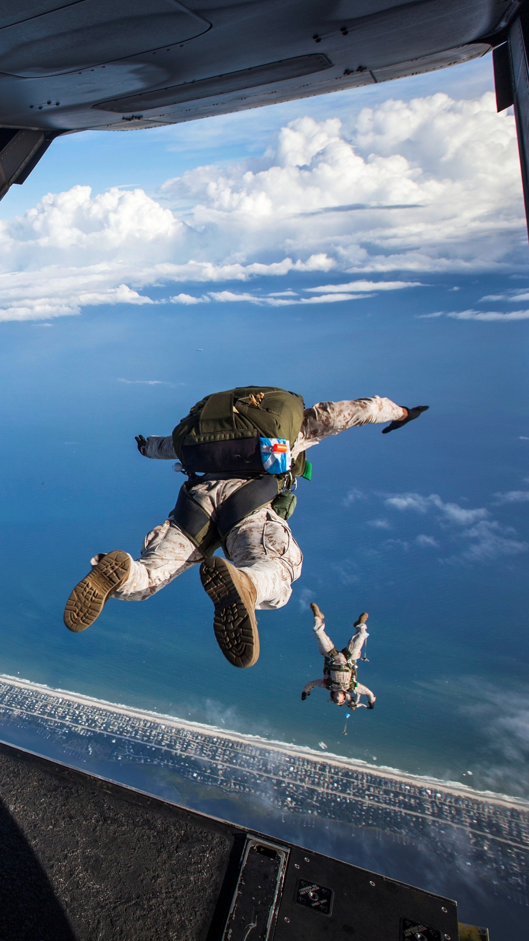 paratrooper, skydiving, military, parachuting, soldier