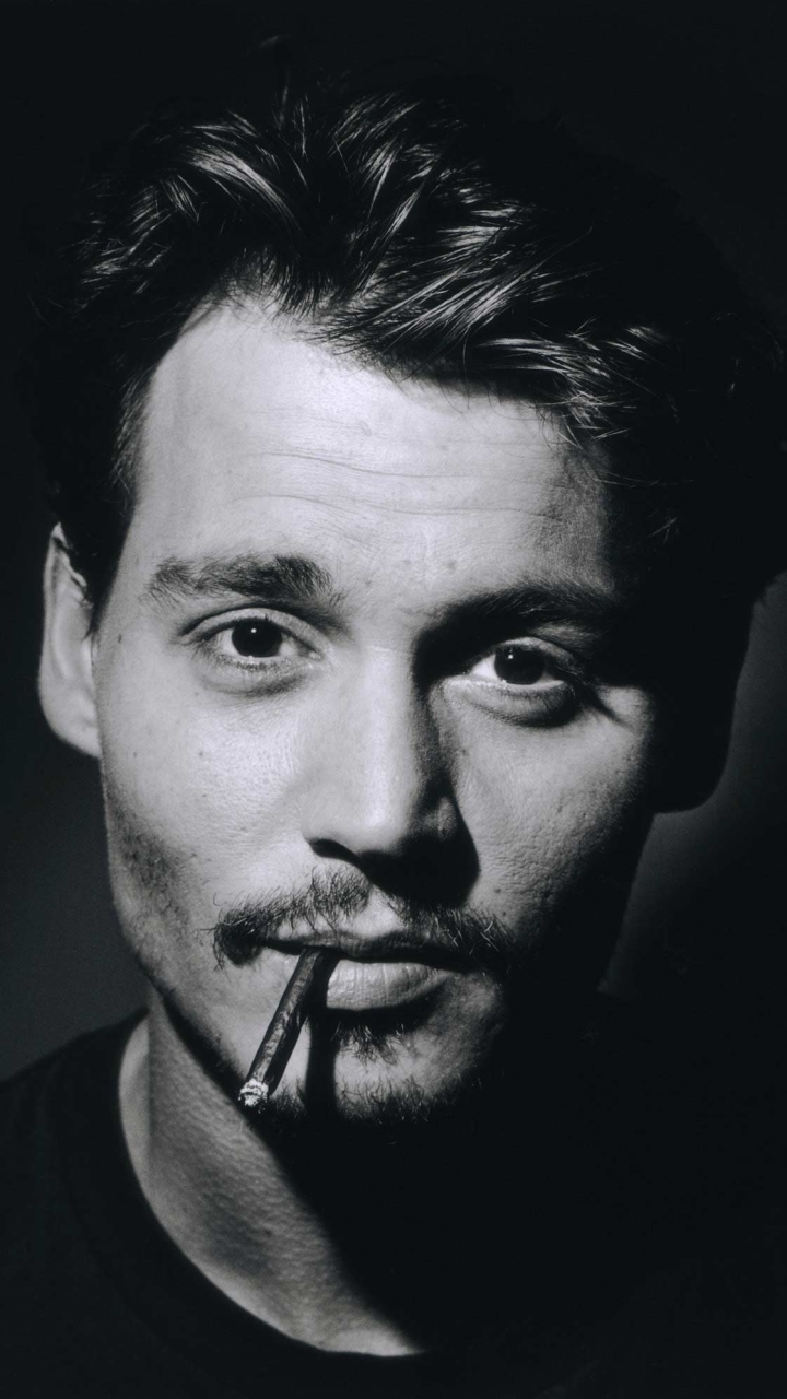 Download mobile wallpaper Johnny Depp, Celebrity, Cigarette for free.