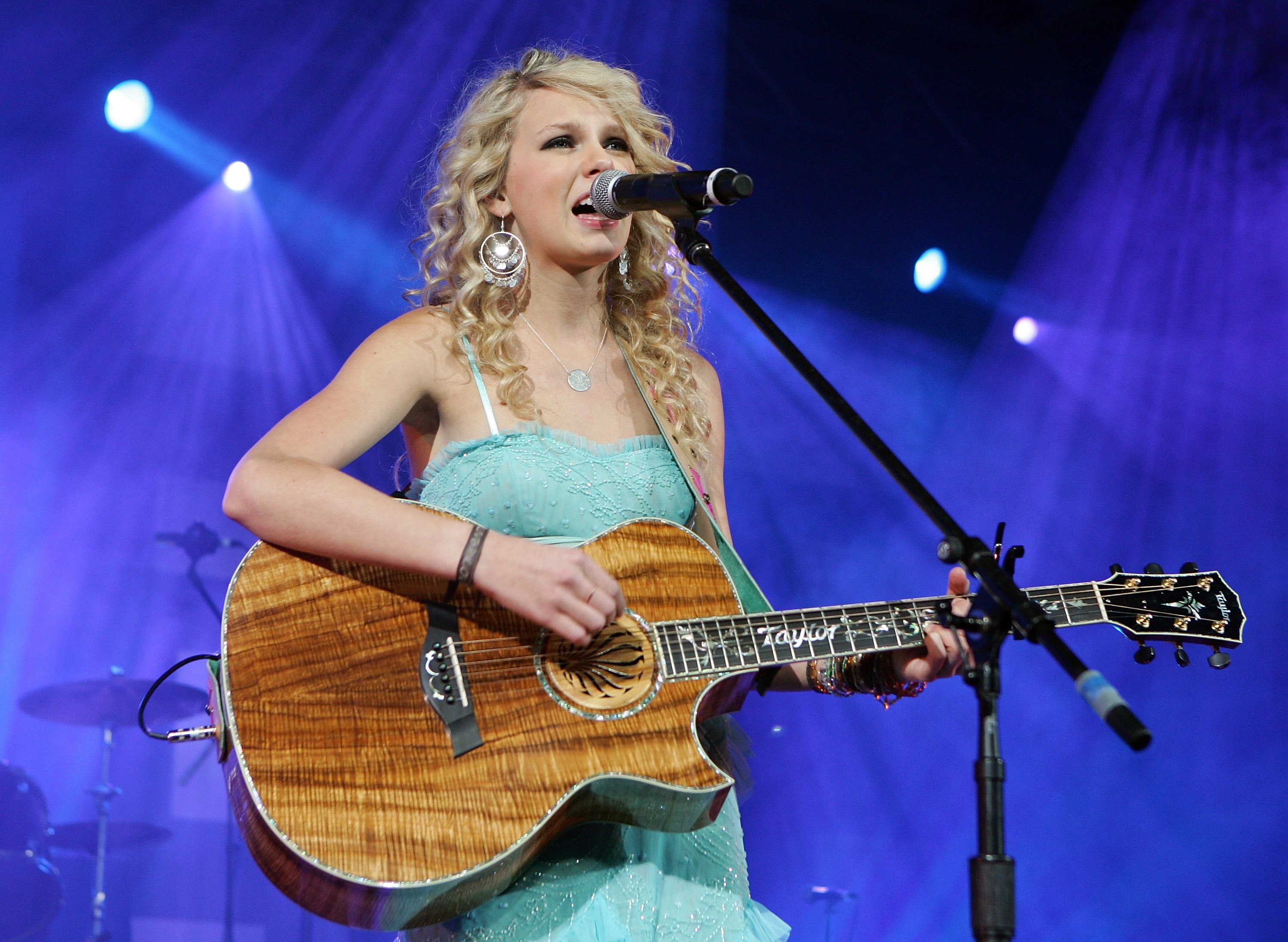 Тейлор Свифт Кантри. Country классика Певцы. Taylor Swift Wallpaper. Тейлор музыка